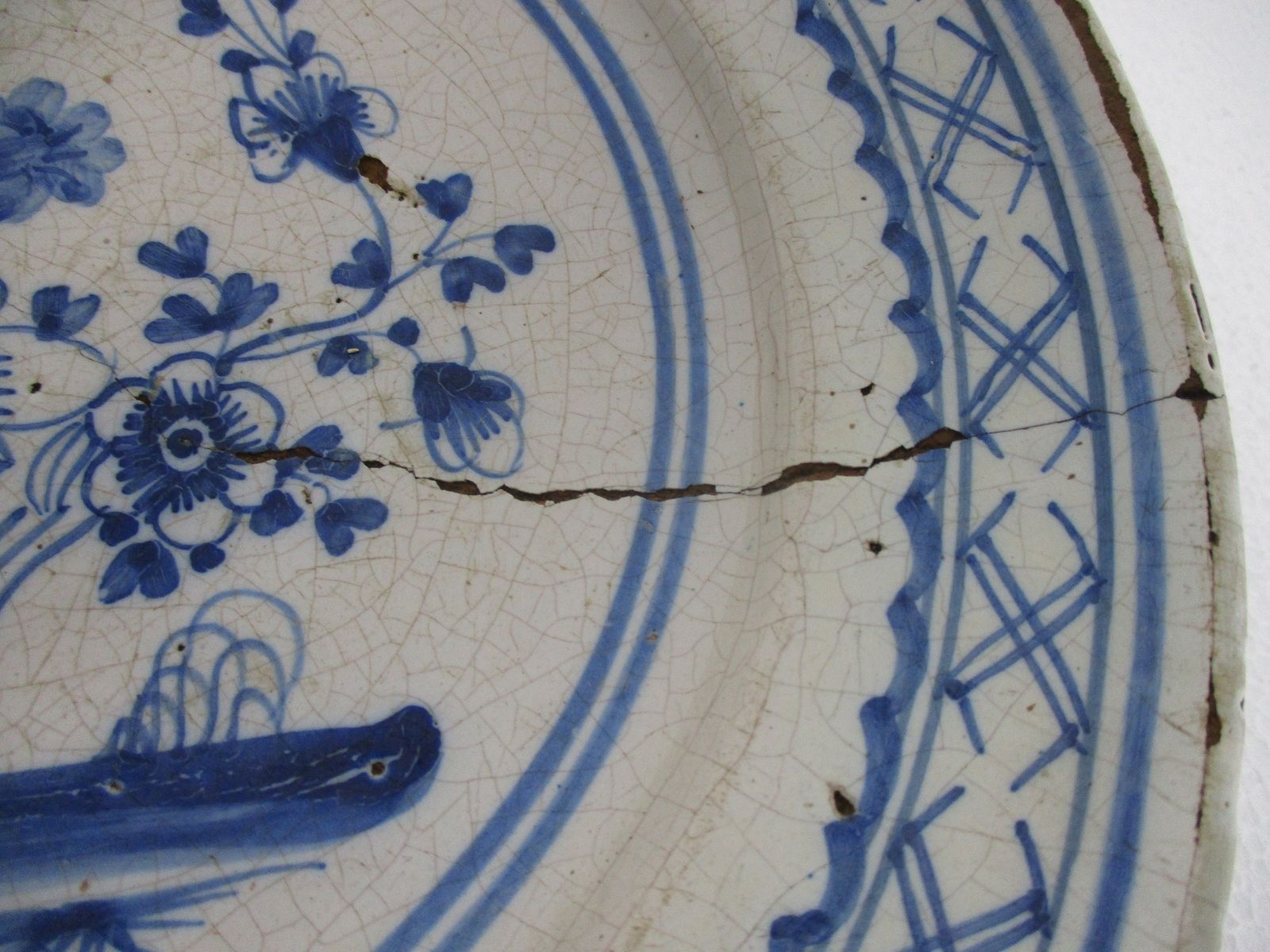 19th Century Delft Wall Hanging Charger Plate Blue White Antique Flower Pattern photo vinterior