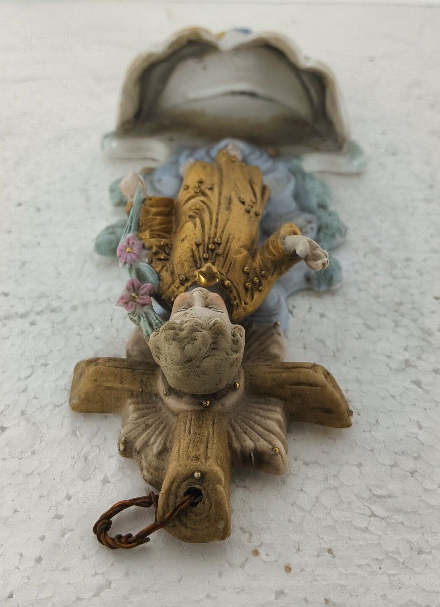 Holy Water Font Vessel Porcelain  Bisque Infant Jesus Lovely Vintage photo vinterior