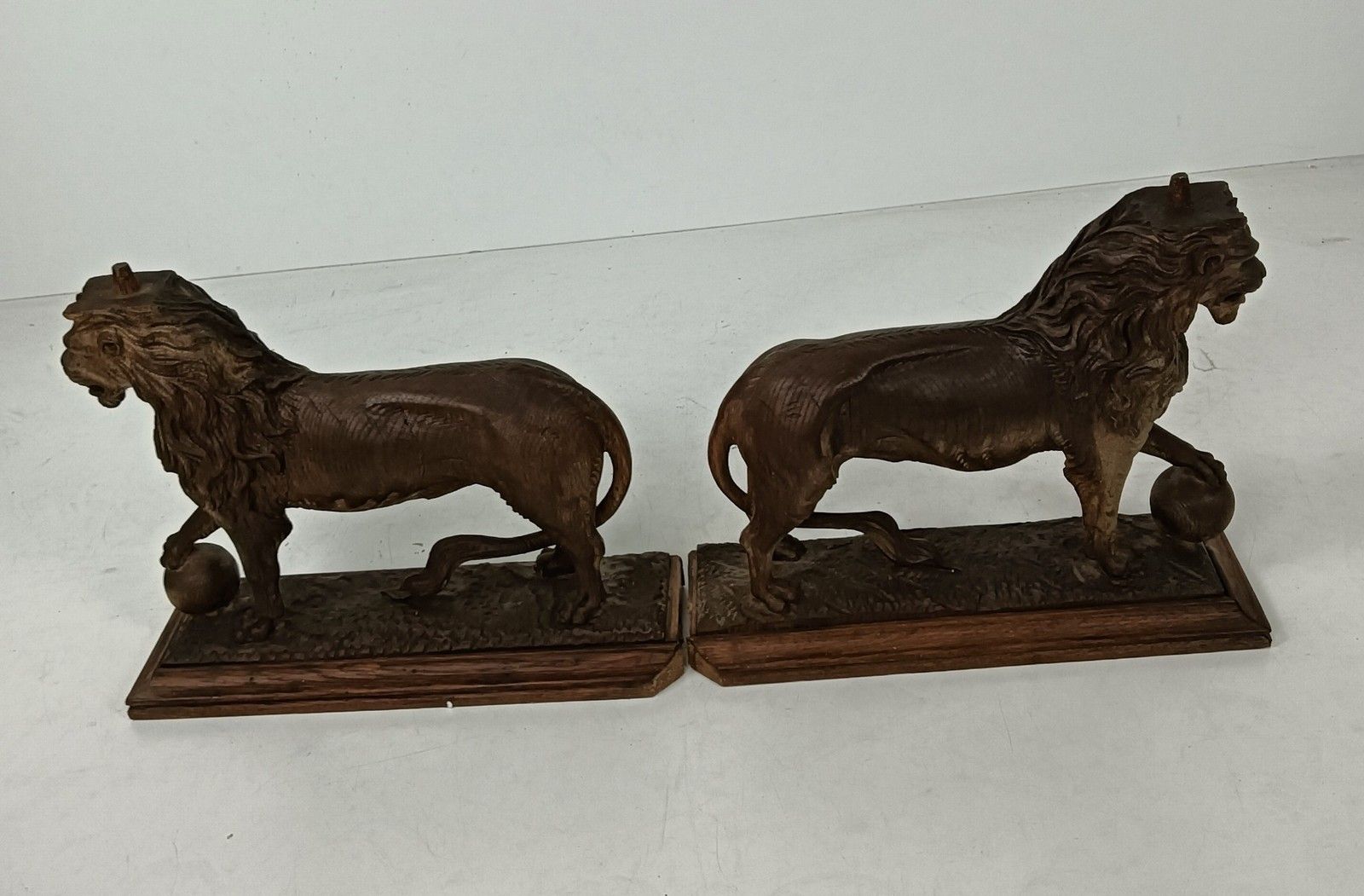 Stunning Antique Hand Carved Wood Figurines Pair Lions Large Trims Reclaimed Arc photo Art