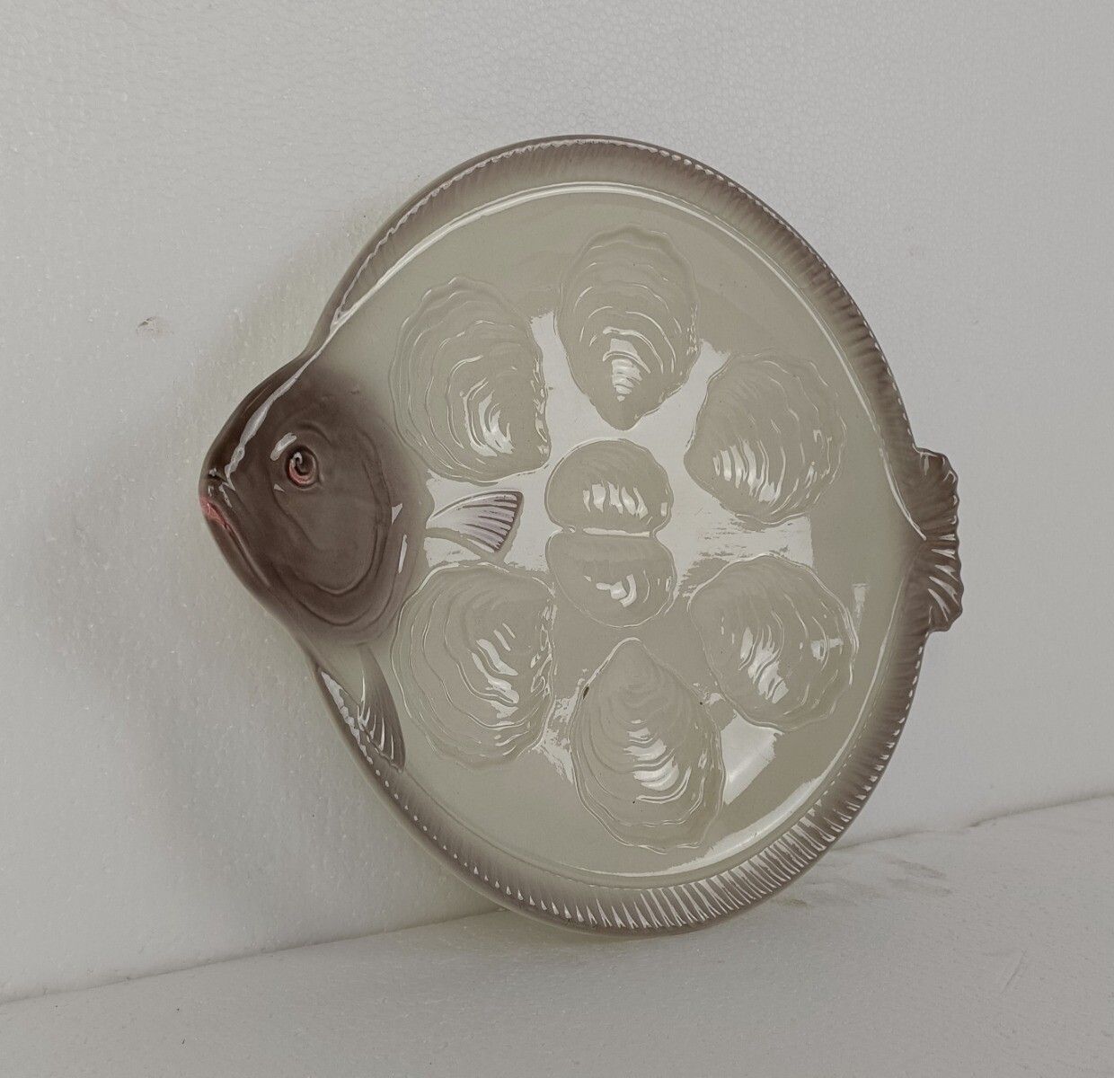 Oyster Fish Plate Germany Ceramic Waechtersbach Vintage Fish Shaped photo furniture
