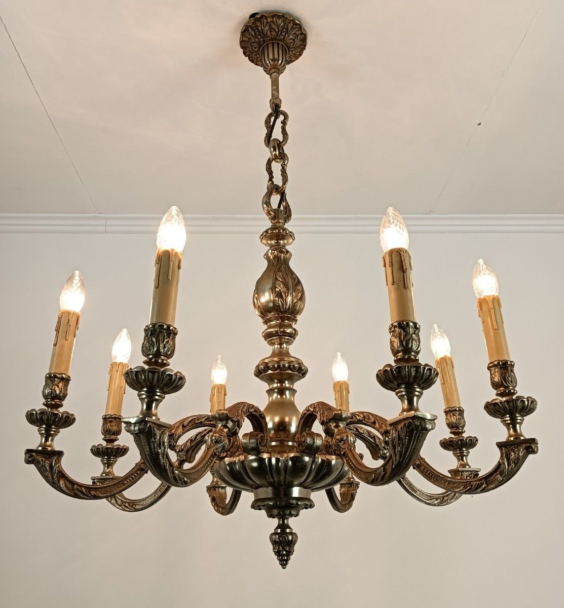 Silver Plated Bronze French Chandelier 8 Lights Arm Gorgeous Vintage Stylish photo furniture