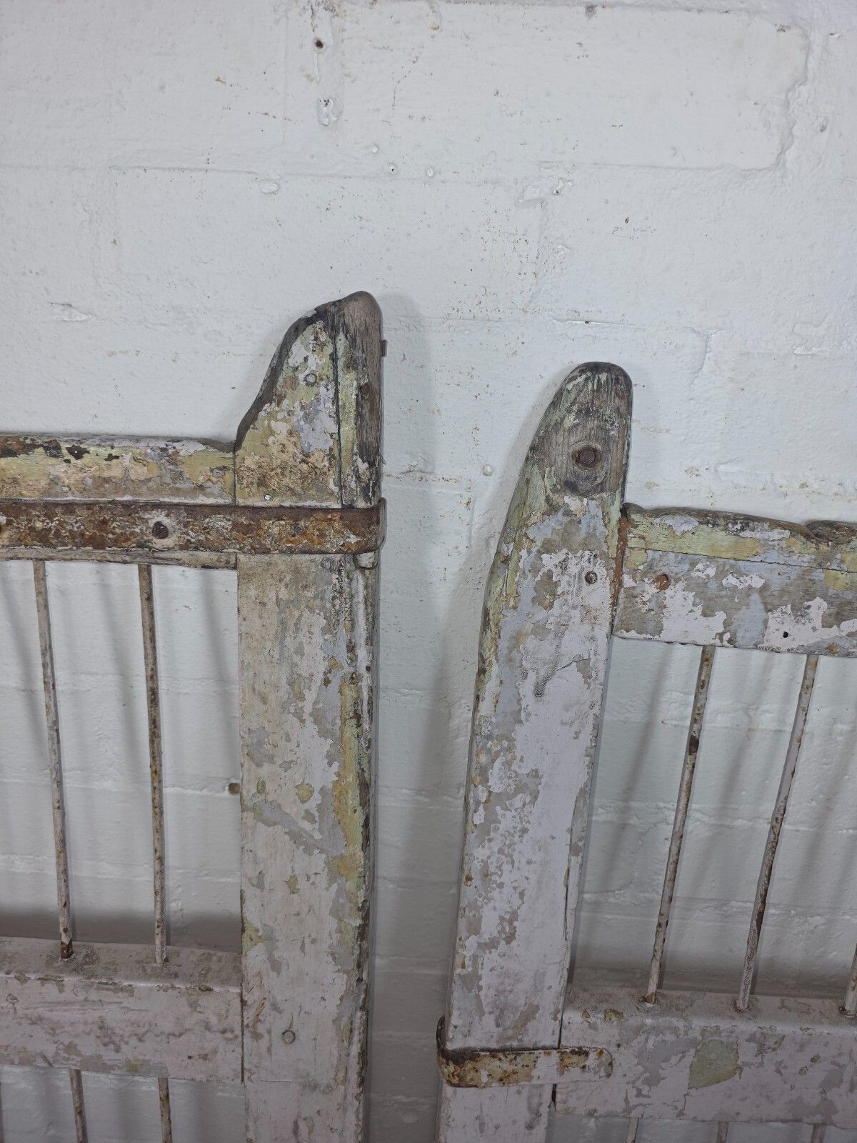Old Pair Vintage Reclaimed Indian Wooden Iron Saloon Doors Shutters Garden Gates photo Home Fixtures