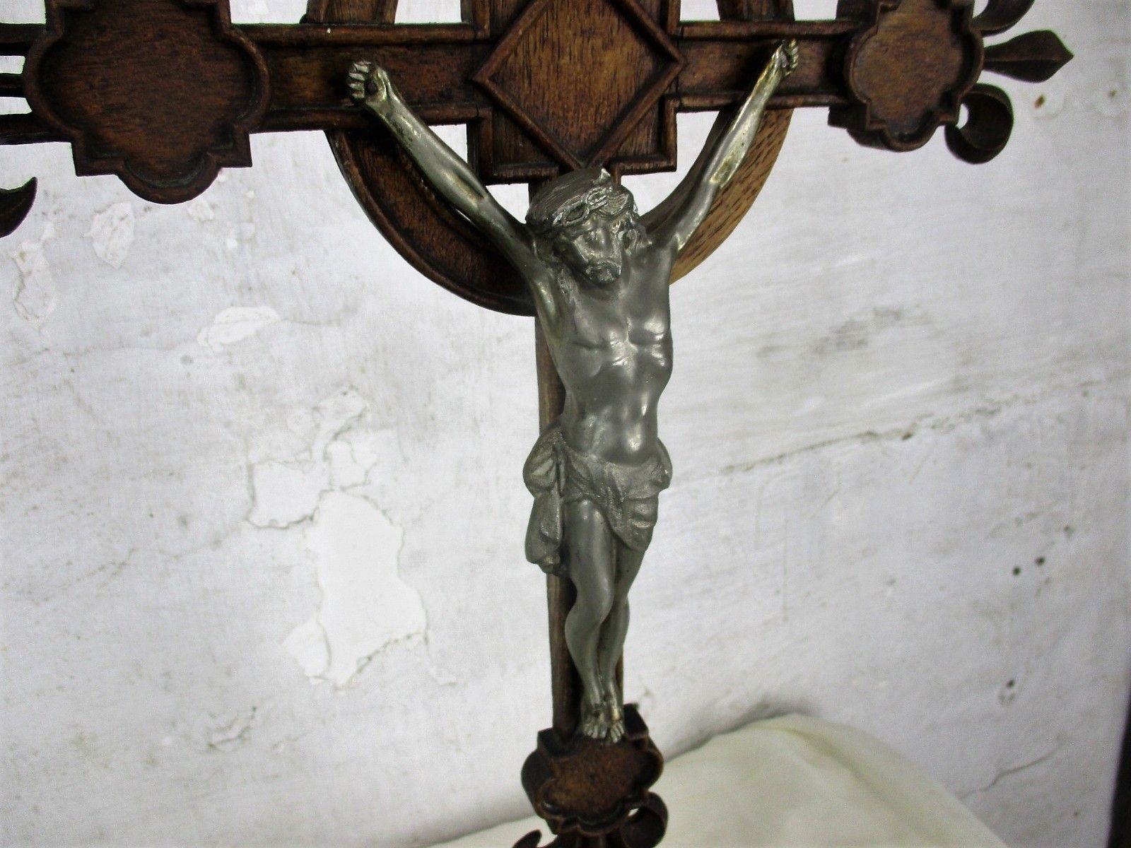 L Vintage French Standing Church Crucifix Wood Fleur De Lis Hand Made Christ photo 408.0