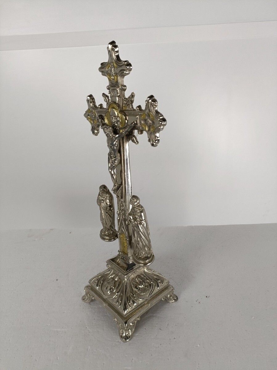 Gorgeous Standing Crucifix Silver Plated Calvary Saint John Mary Magdalene Faux photo buy