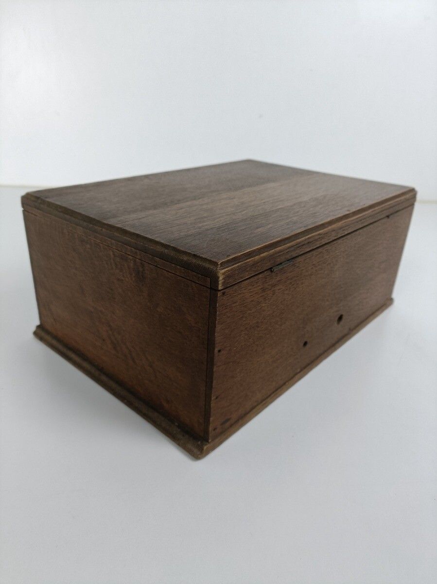 Merchant Cash Chest Money Box  Trinket Jewelry Box With Key Wood Antique photo vinterior