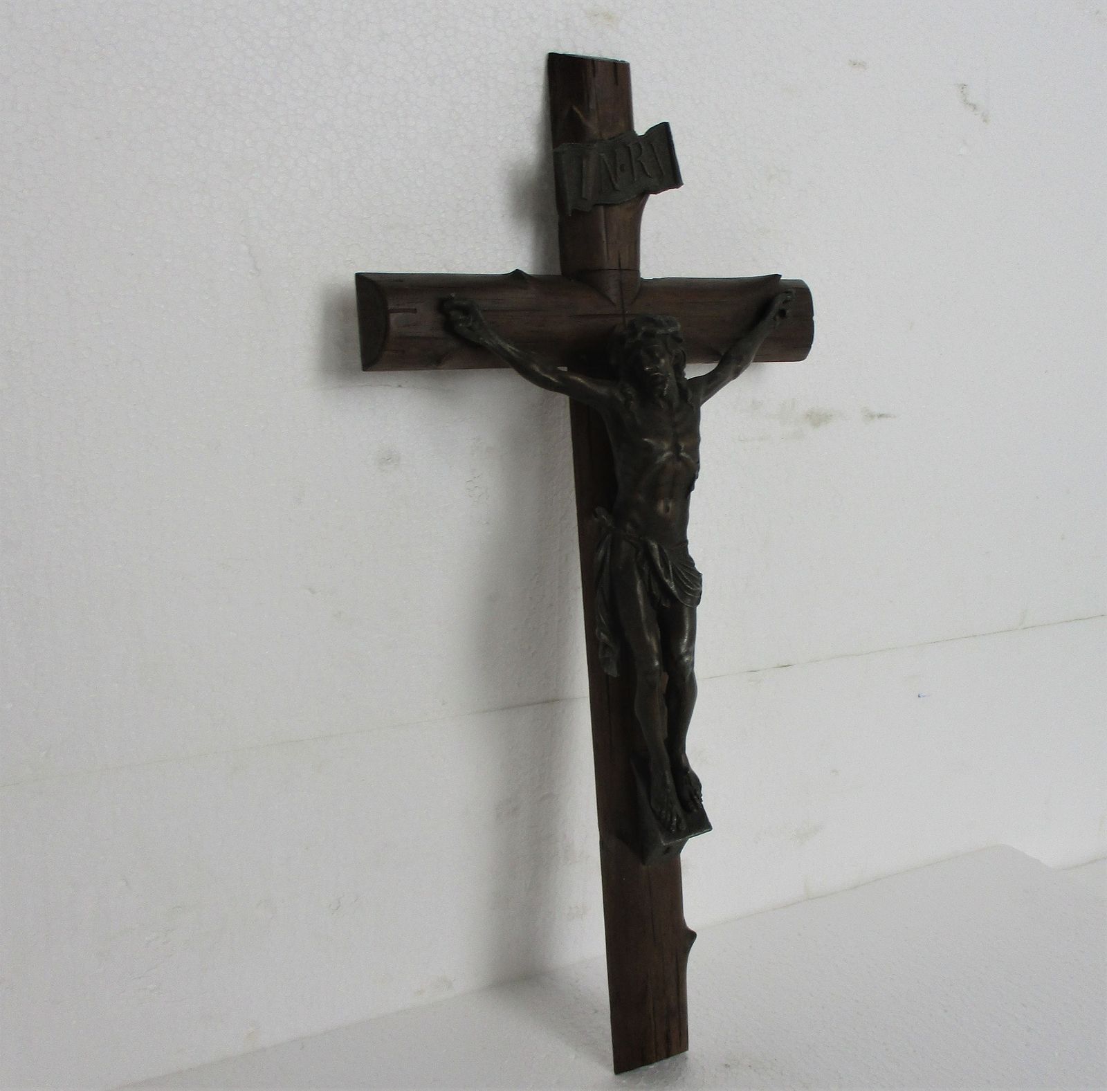 Hand Carved Wood Hanging Crucifix Cross Jesus Christ Ornate Brass Corpus 9.05&Qu photo for sale