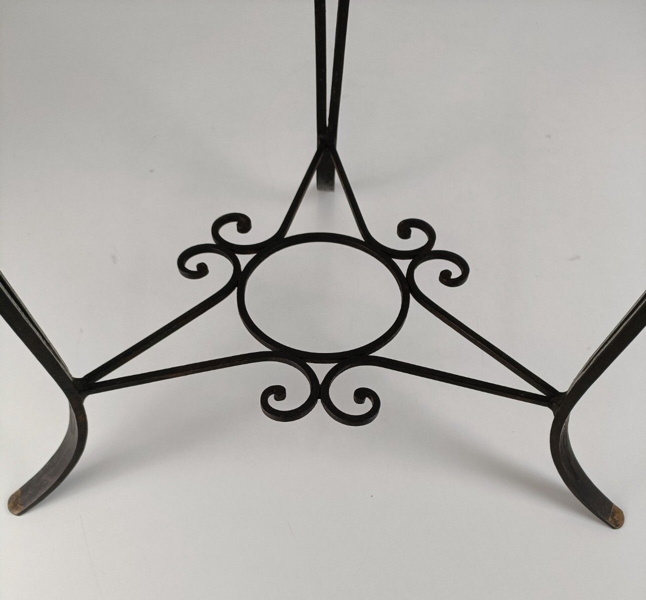Vintage Wrought Iron Glass Top Side Table Pedestal Plant Stand Bonsai Table Mid photo vinterior