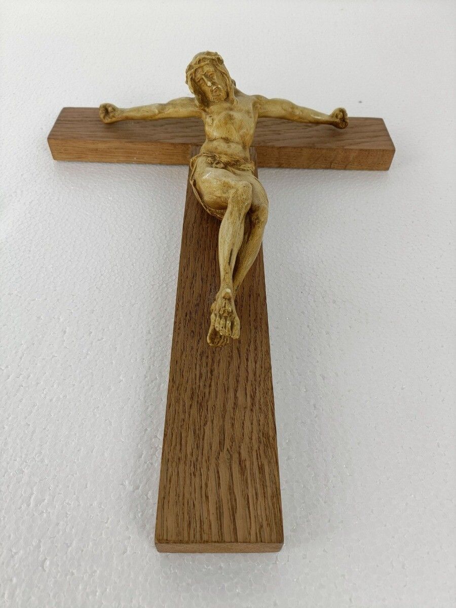 photo furniture Xl Wooden Hanging Church Crucifix Plaster Dramatic  Corpus Piece Of Art
