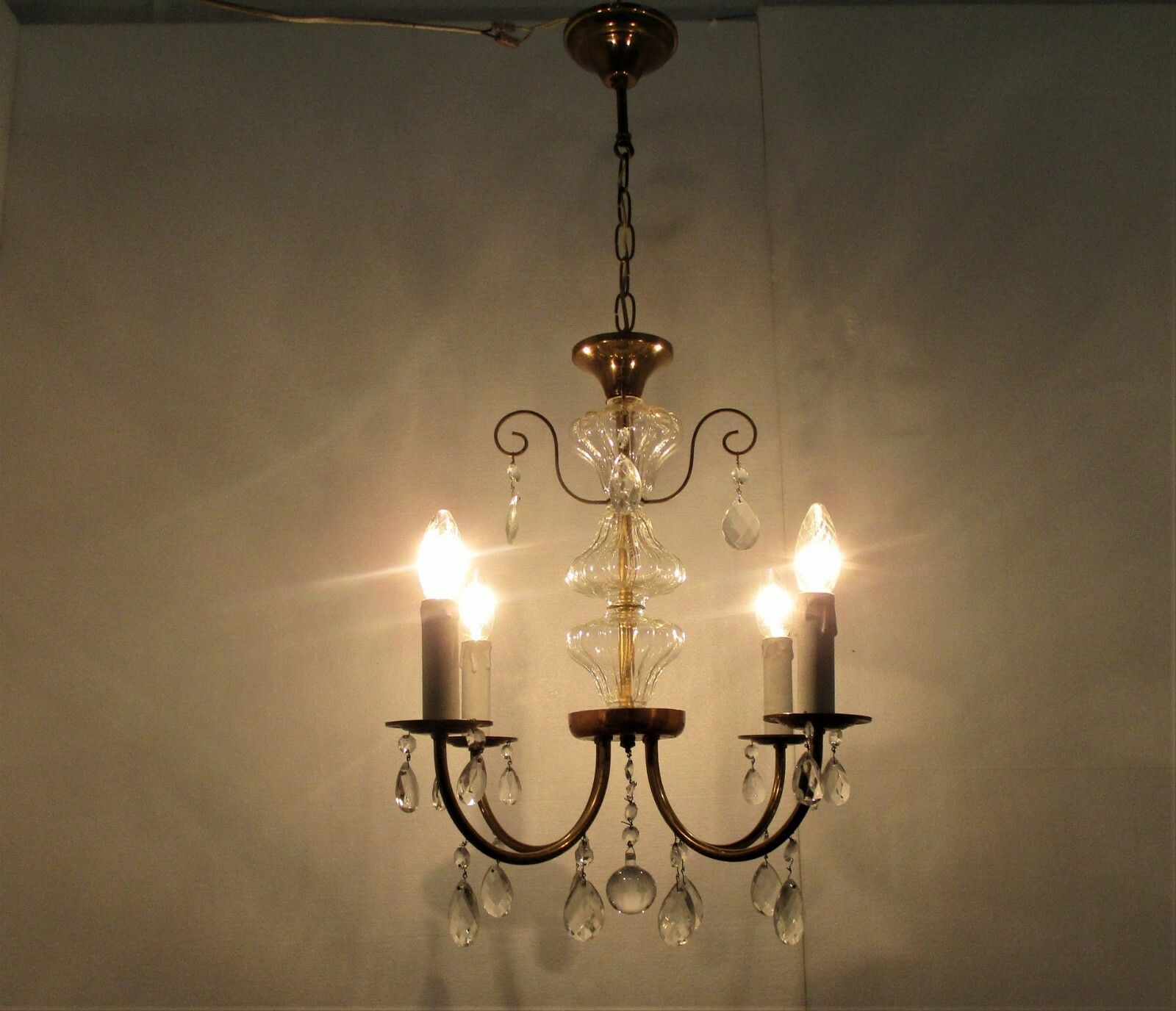 French Chandelier 4 Arms Lights Brass Prisms Hollywood Regency Marie Therese photo vinterior