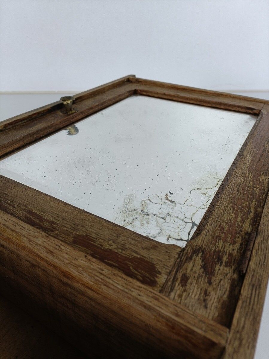 Medicine Apothecary Cabinet Wall Hanging Wood Beveled Glass Mirror, Antique photo vinterior