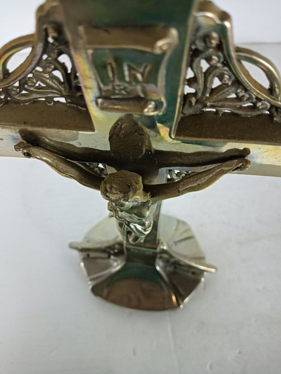 Vintage Standing Table Crucifix Cross Spelter Faux Brass Crucifixion Jmpc Belgiu photo vintage