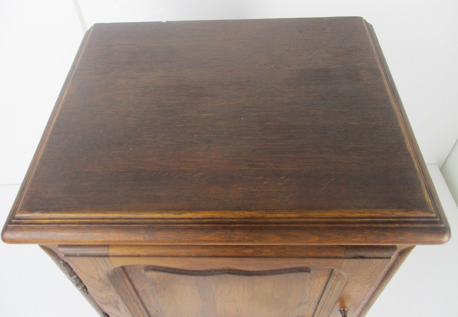Nightstand End Table Dresser 50s Vanity Cabinets Louis XVI Style Louis XV photo Furniture
