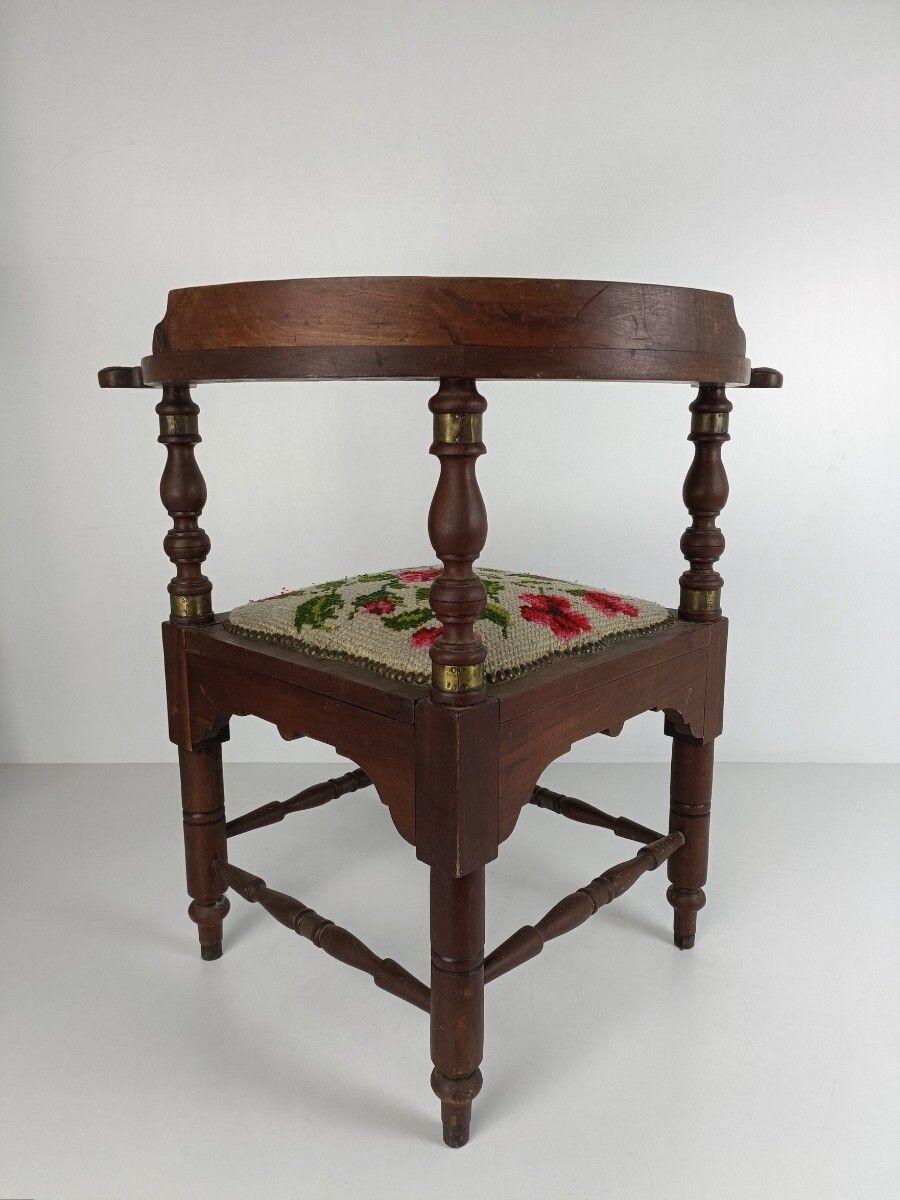 Vintage Hand Carved Wood Wooden Corner Chair Needlepoint Barn Style Farmhouse photo vintage