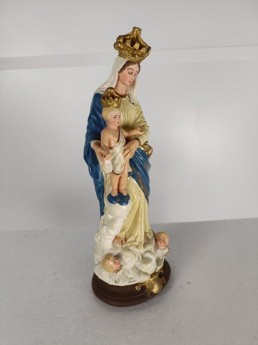 Antique Neo Gothic Statue Plaster Polychrome Our Lady Of Victory With Infant Ang photo vintage