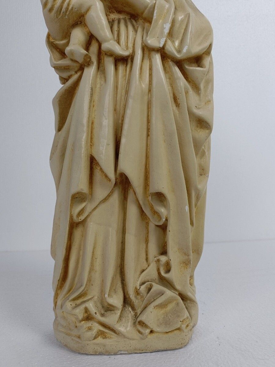 Statue Virgin Mary Madonna Crowned Infant Child Plaster Vintage Large Beautiful photo vintage