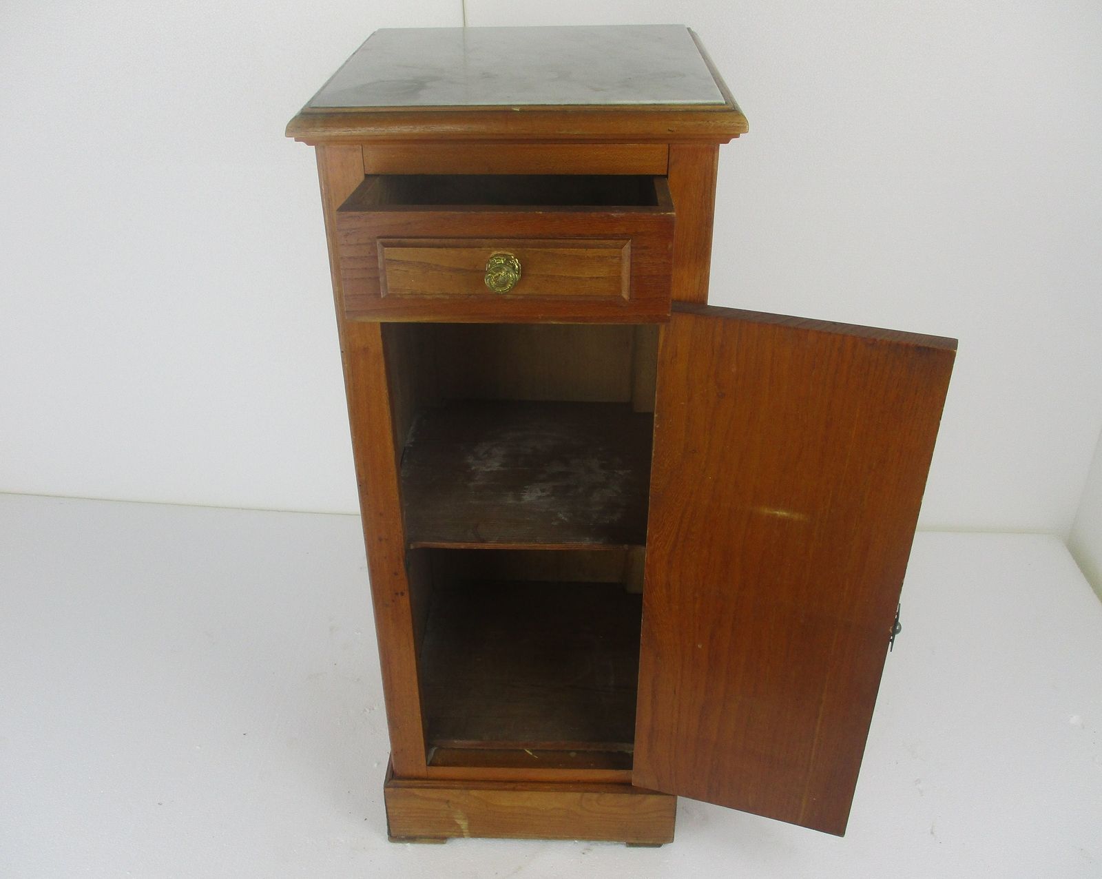 Antique Art Deco Art Nouveau  Marble Top Side Cabinet Table Nightstand Stunning photo vinterior