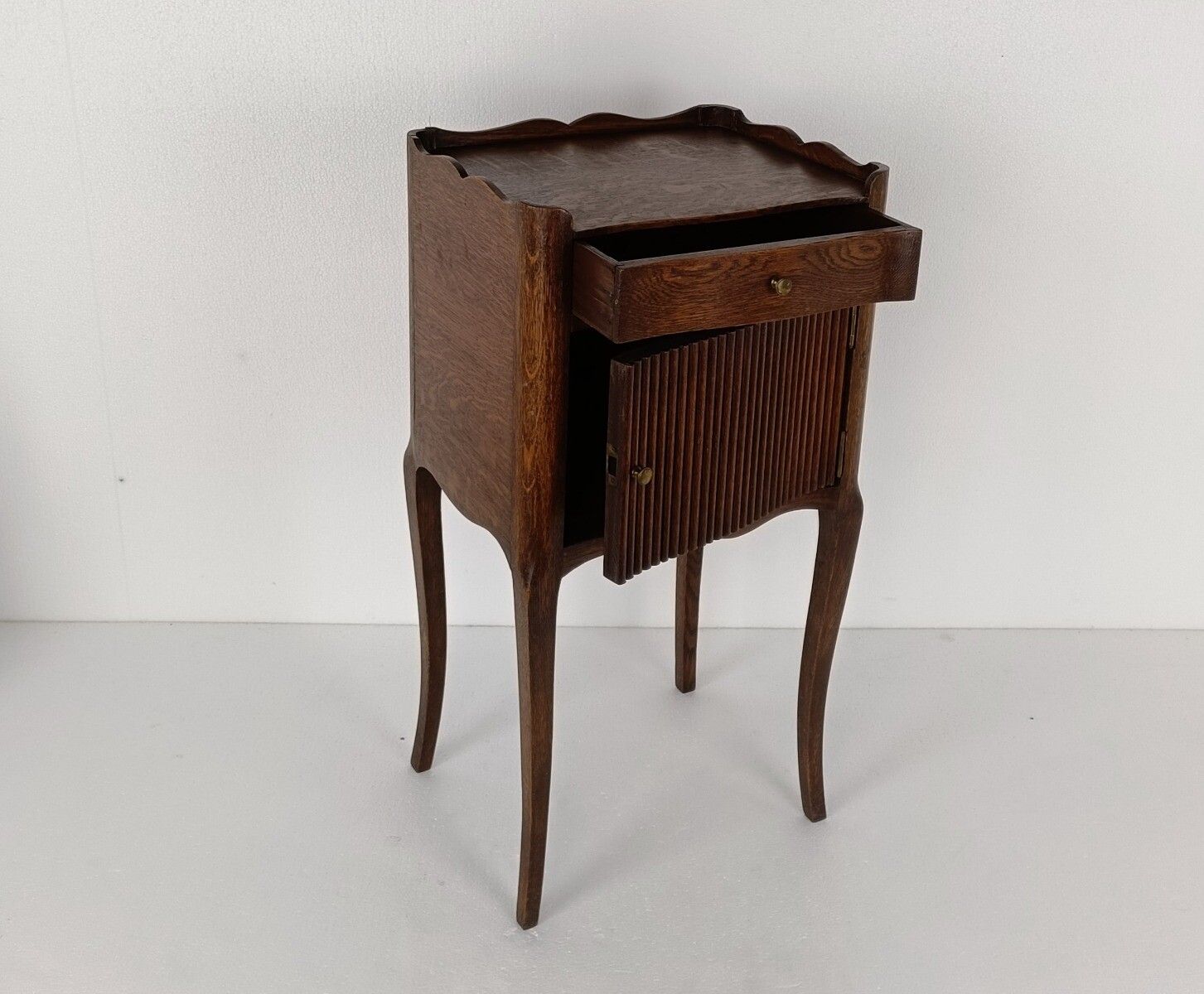 Art Deco Art Nouveau Brown  Side Cabinet Table Night Stand Antique Exquisite Fro photo furniture