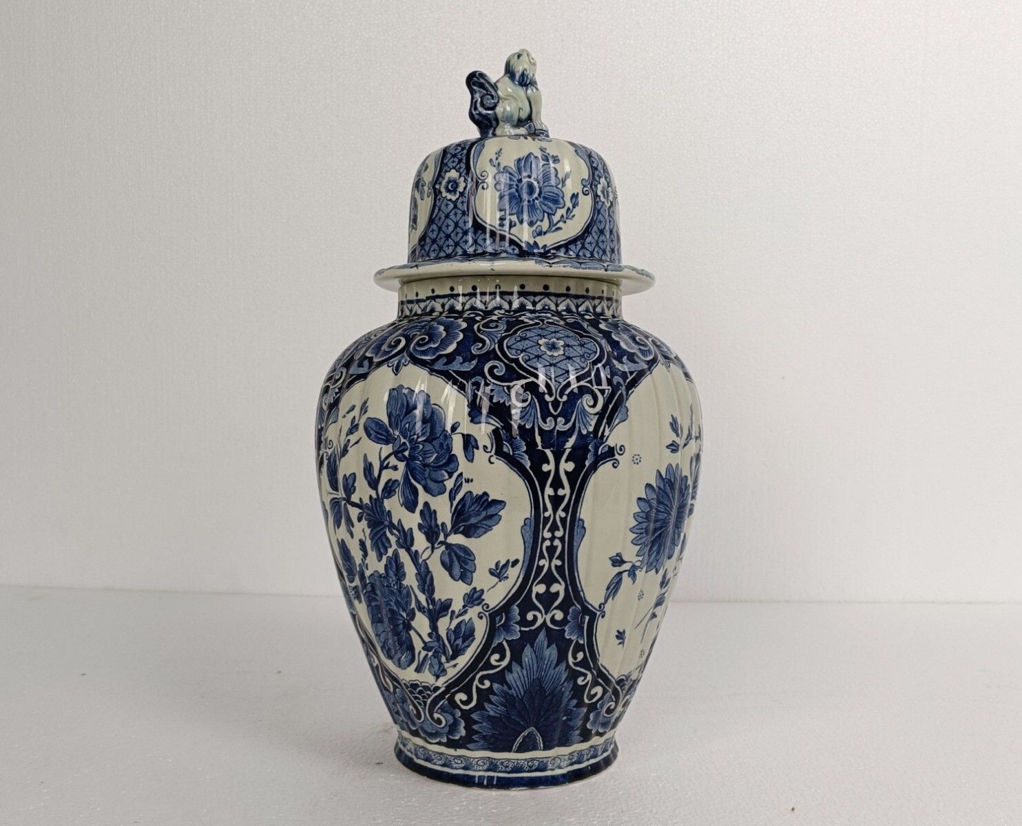 Large Royal Sphinx Maastricht Delft Vase Urn Marked Blue White Foo Dog photo furniture