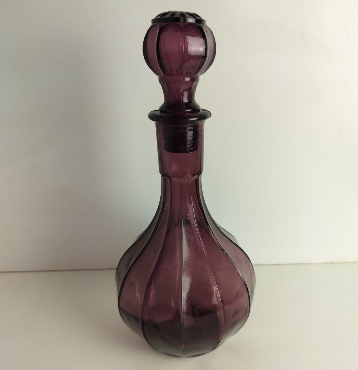 Stunning Amethyst Purple Lidded Bottle Vintage Decorative Art Glass photo furniture