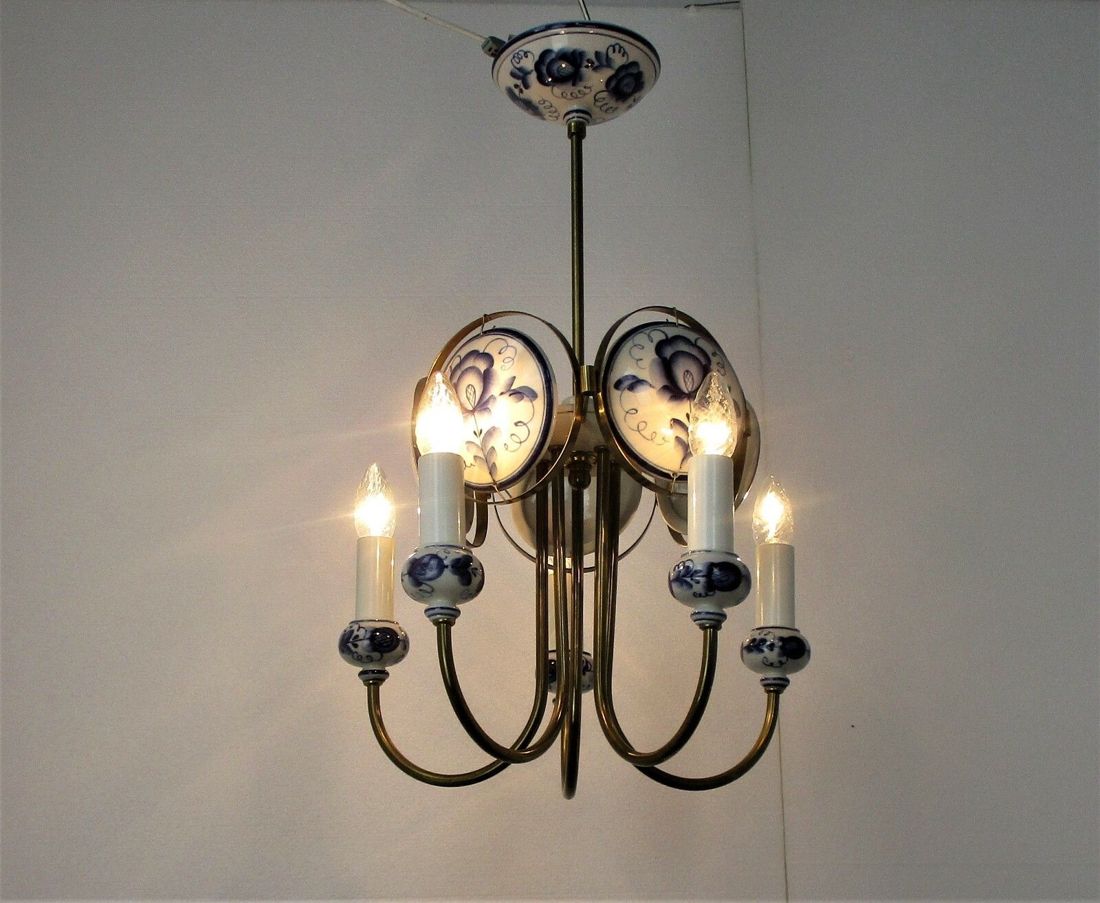 Delft Blue White Porcelain  Brass Chandelier Dutch 5 Arm Lights Htf Medallions photo furniture