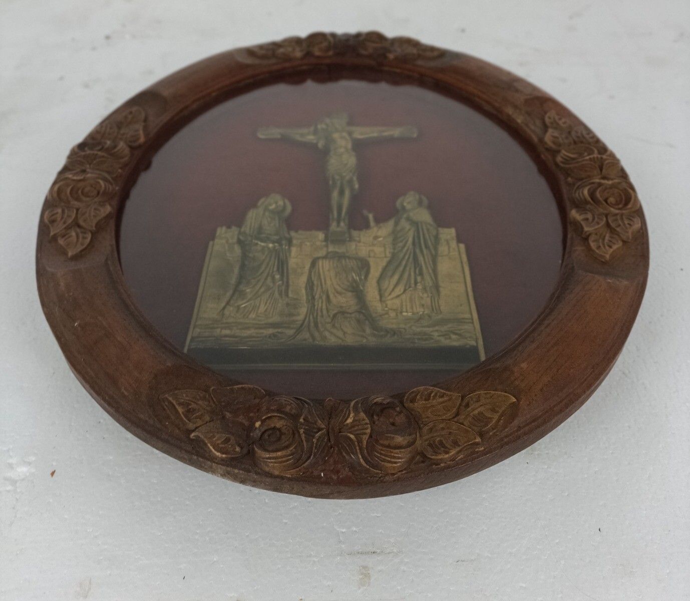 Antique Oval Ornate Wooden Frame Convex Glass Dome Crucifix Cross Golgotha Gorge photo Home Decor