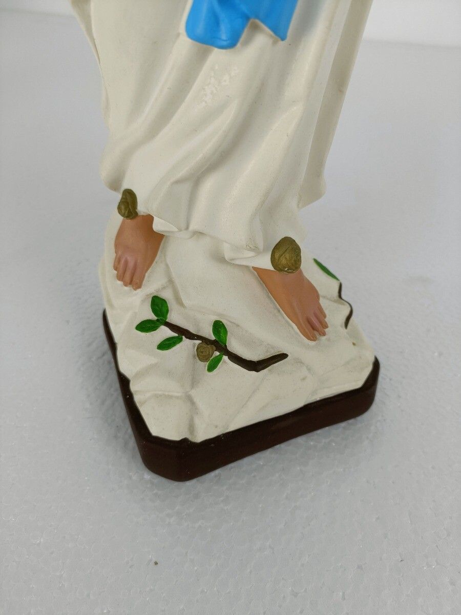 Vintage French Virgin Mary Madonna Our Lady Of Lourdes Plaster Statue photo vintage