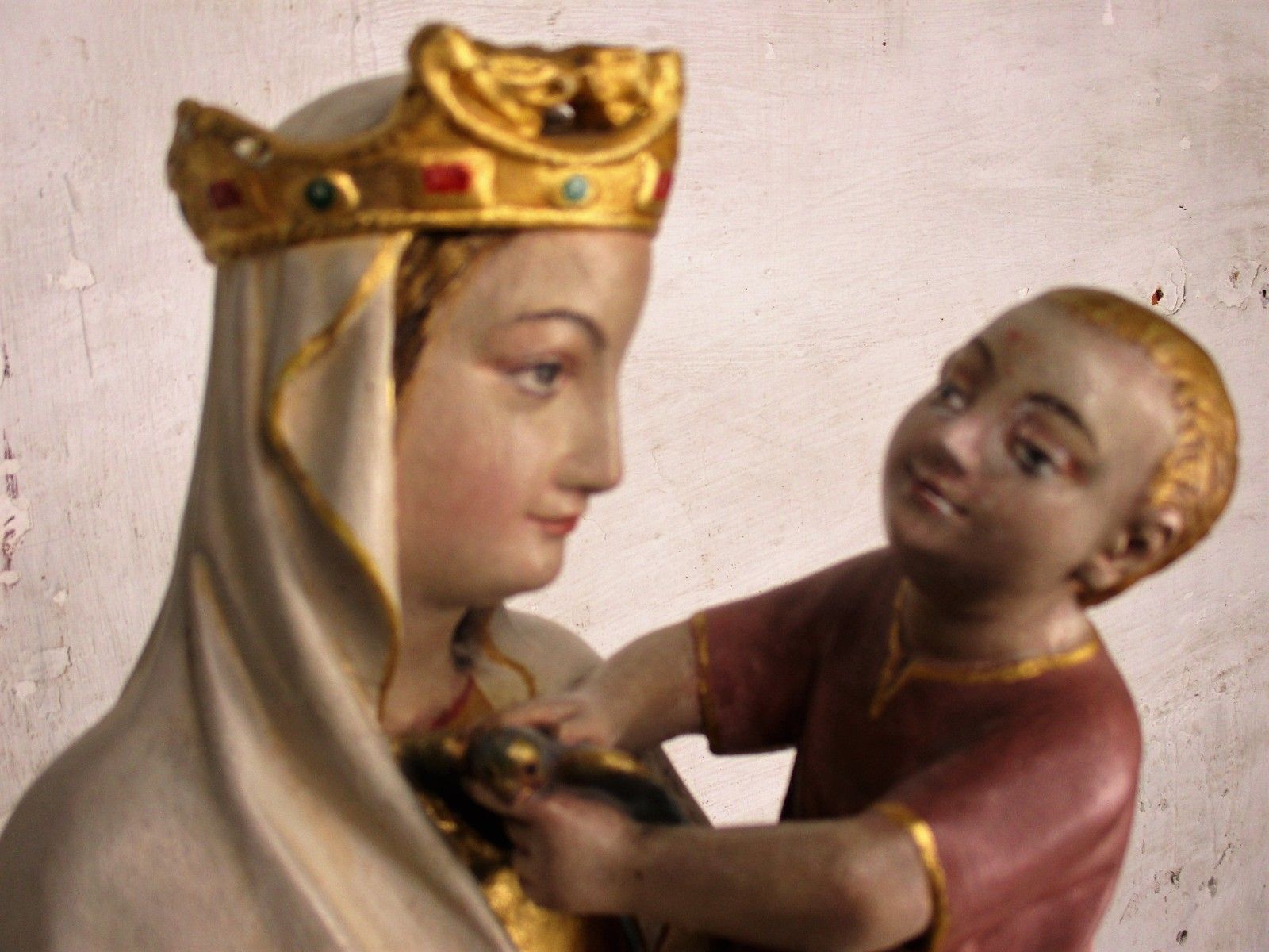 Majestic  Statue Virgin Mary Madonna Crown Infant Child  Plaster Htf 22.63" photo furniture