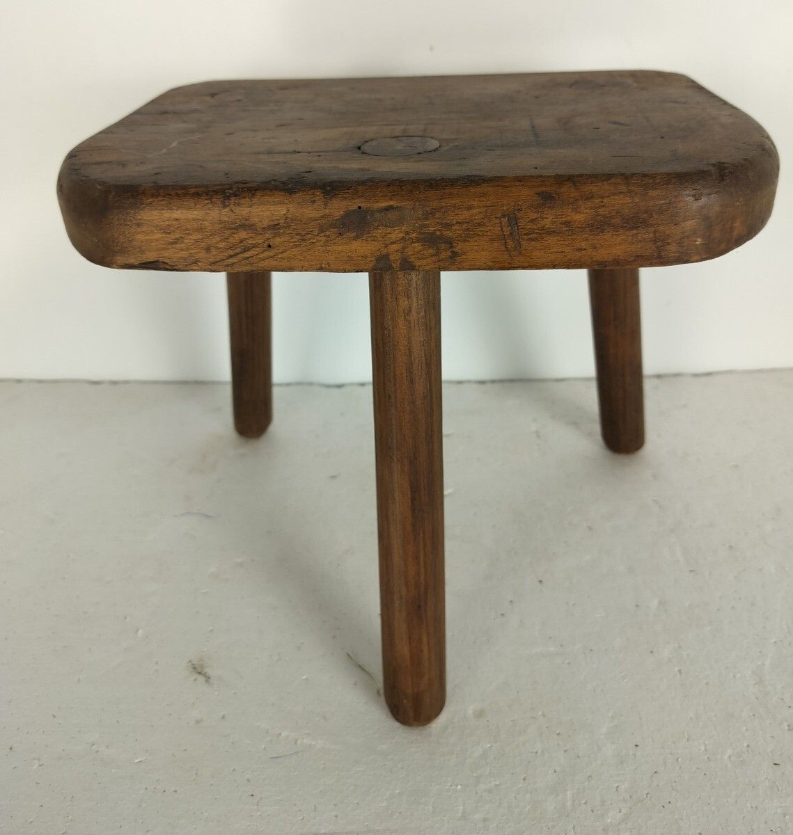 photo furniture Vintage Milking Stool Pedestal Plant Stand Side Table Farmhouse Barn Style Tripo