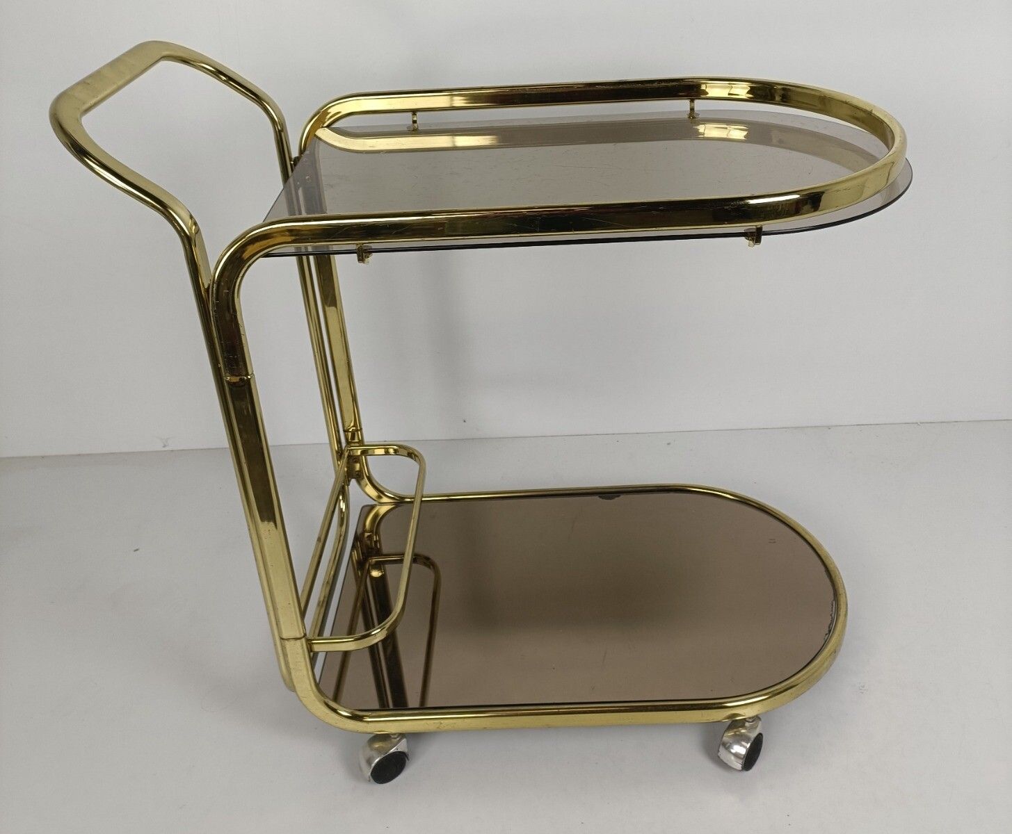 photo furniture Bar Cocktail Tea Cart Trolley Hollywood Regency Kitchen Island Brass Smoked Glas