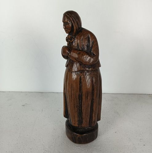 Small Hand Carved Wooden Sculpture Figurine Vintage Old Woman photo vinterior