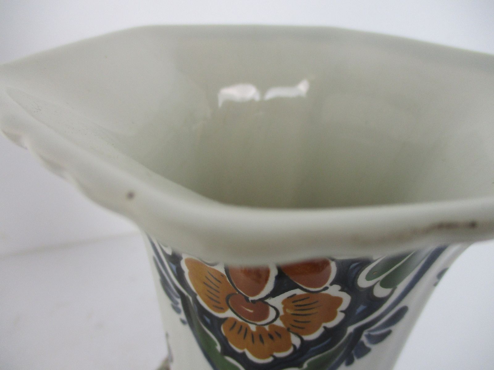 Couple Pair Holland Rare Delft Polychrome Porcelain Vases Floral Design Marked photo vinterior