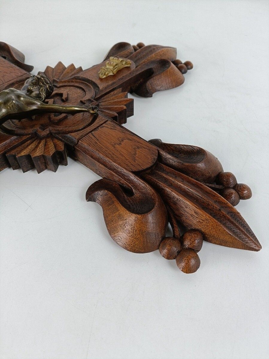 photo furniture Large Hand Carved Wooden French Hanging Crucifix Cross Grapes French Gorgeous