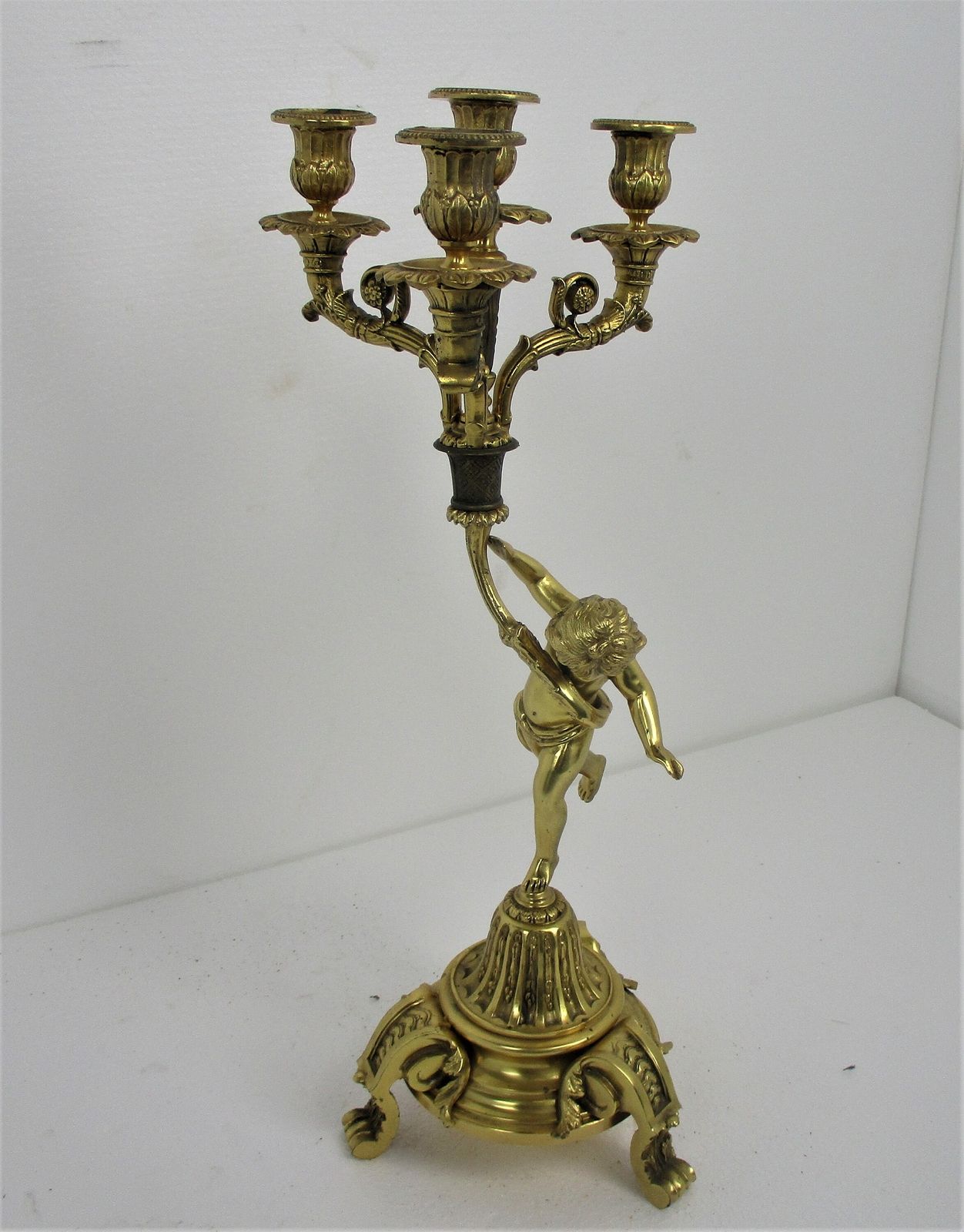 Glorious Embossed Brass Ornate Candle Holder Candelabra 4 Arm Centerpiece Cherub photo 235.0