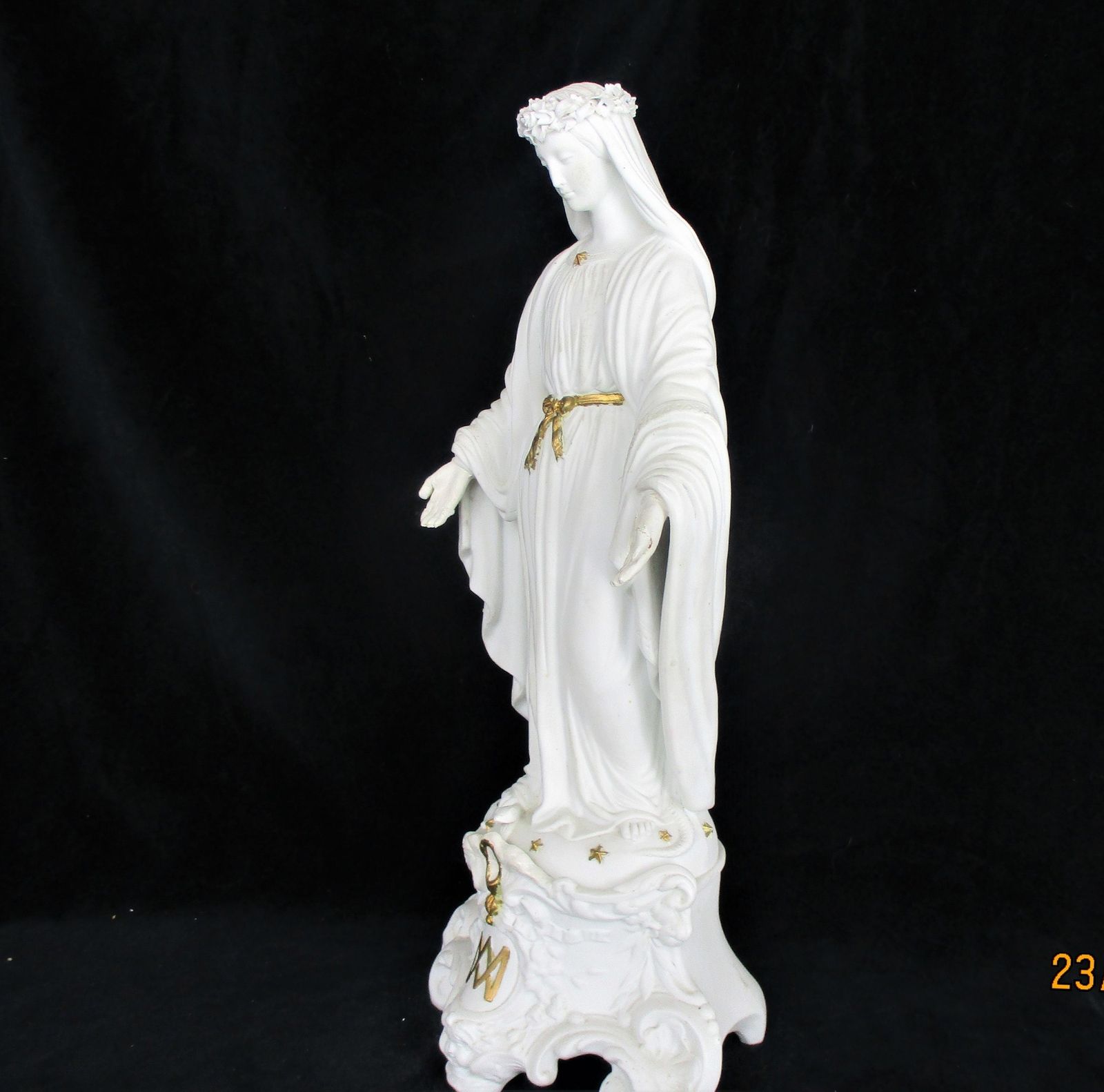 photo furniture Large French Antique 1900 Bisque Statue Virgin Mary Our Lady Madonna Flower Garl