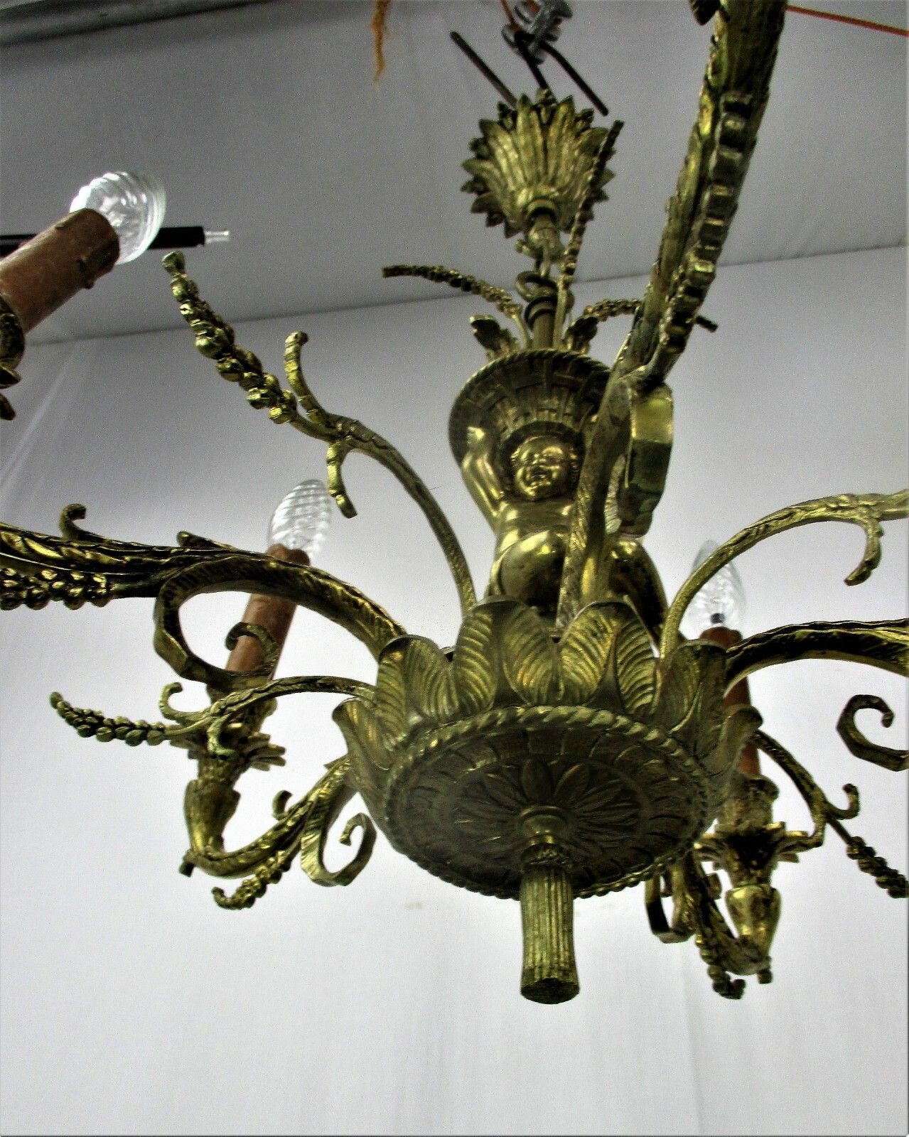 Stunning Chandelier 5 Lights Arms Putti  Hollywood Regency Era Maison Jansen photo vinterior