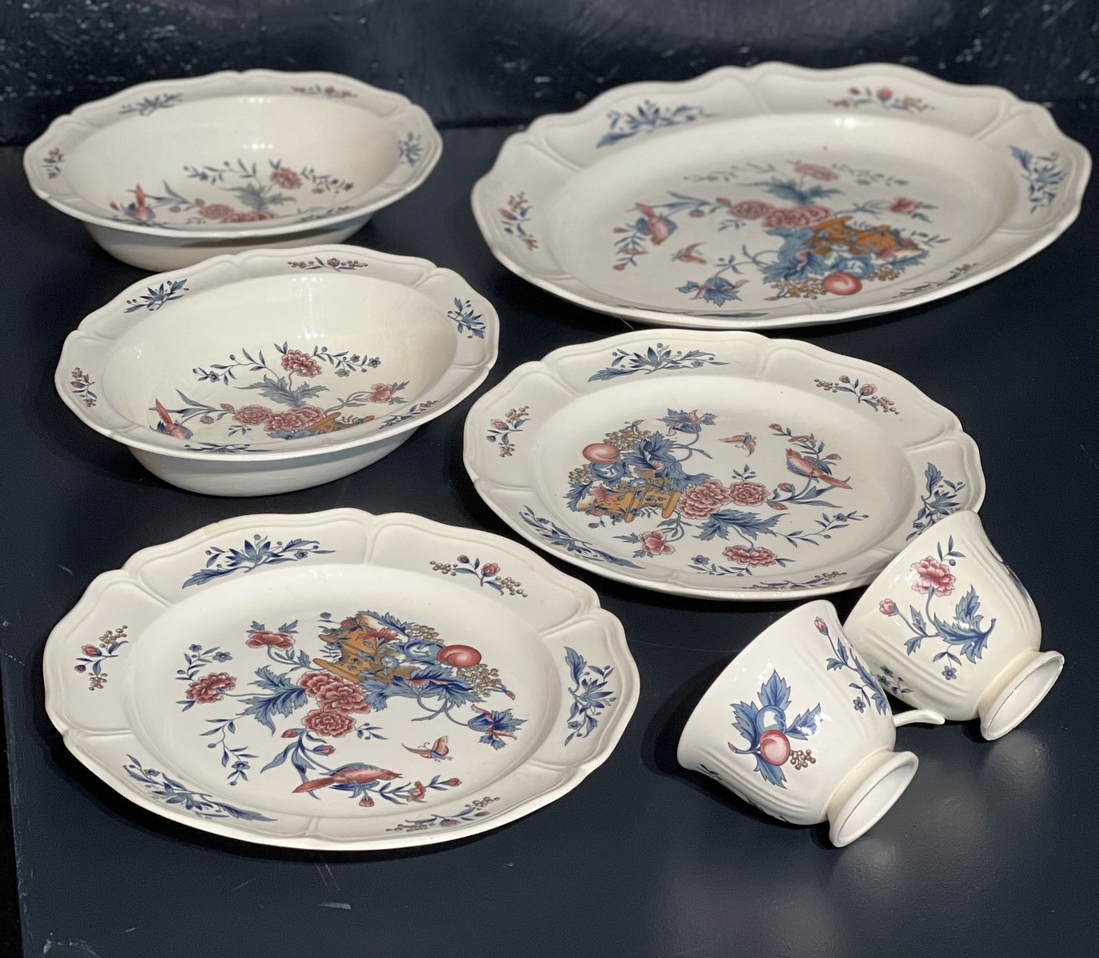Wedgeood Tea Service (Williamsbutg, Potpourri) photo 110.0
