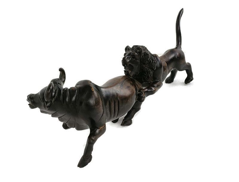 Stunning Sculpture Figurine Black Forest Hand Carved Wood Bull Lion Vintage