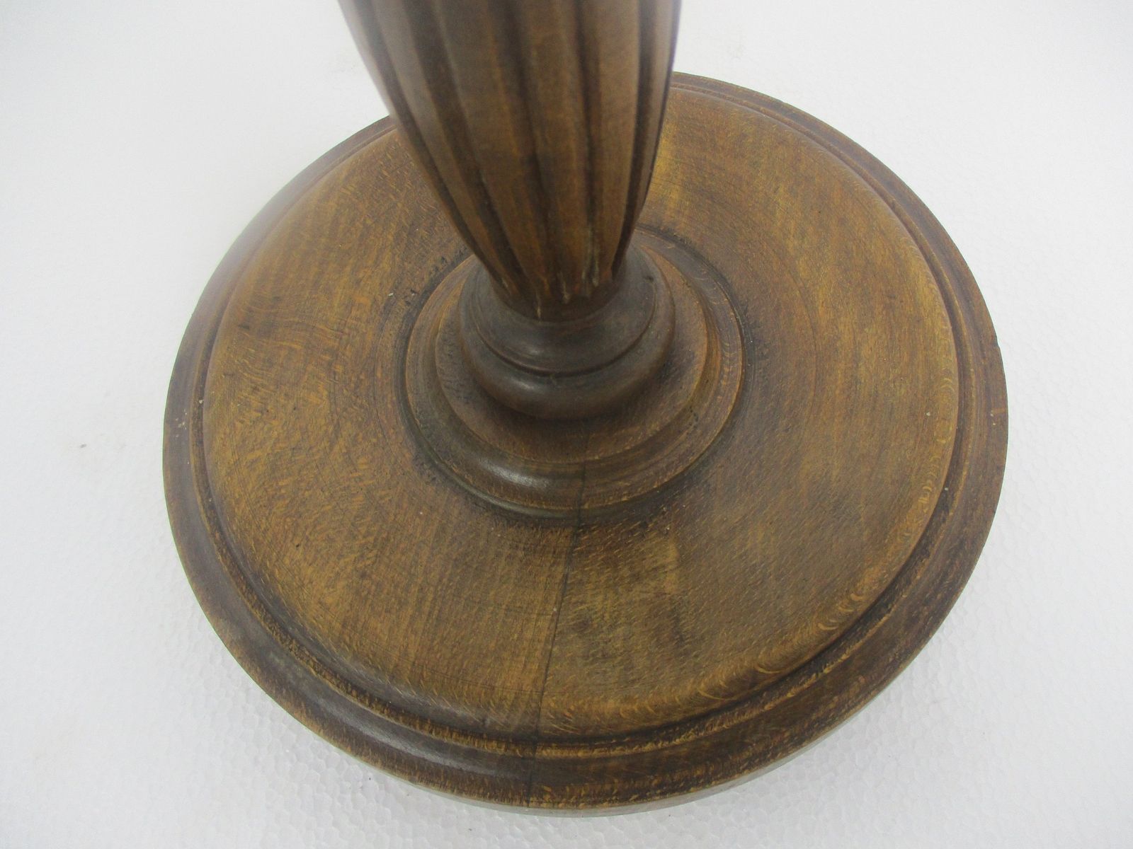 photo furniture Ornate Carved Wood 2 Tier Open Barley Twist Pedestal Table Plant Stand Smokers T