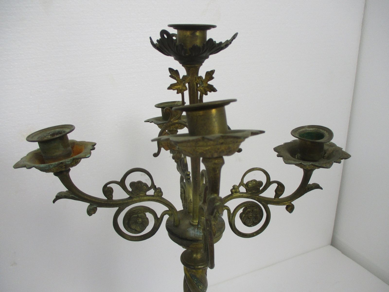 Couple Candle Holders Brass Leafs Ornate Hollywood Regency Style Stylish Candela photo furniture
