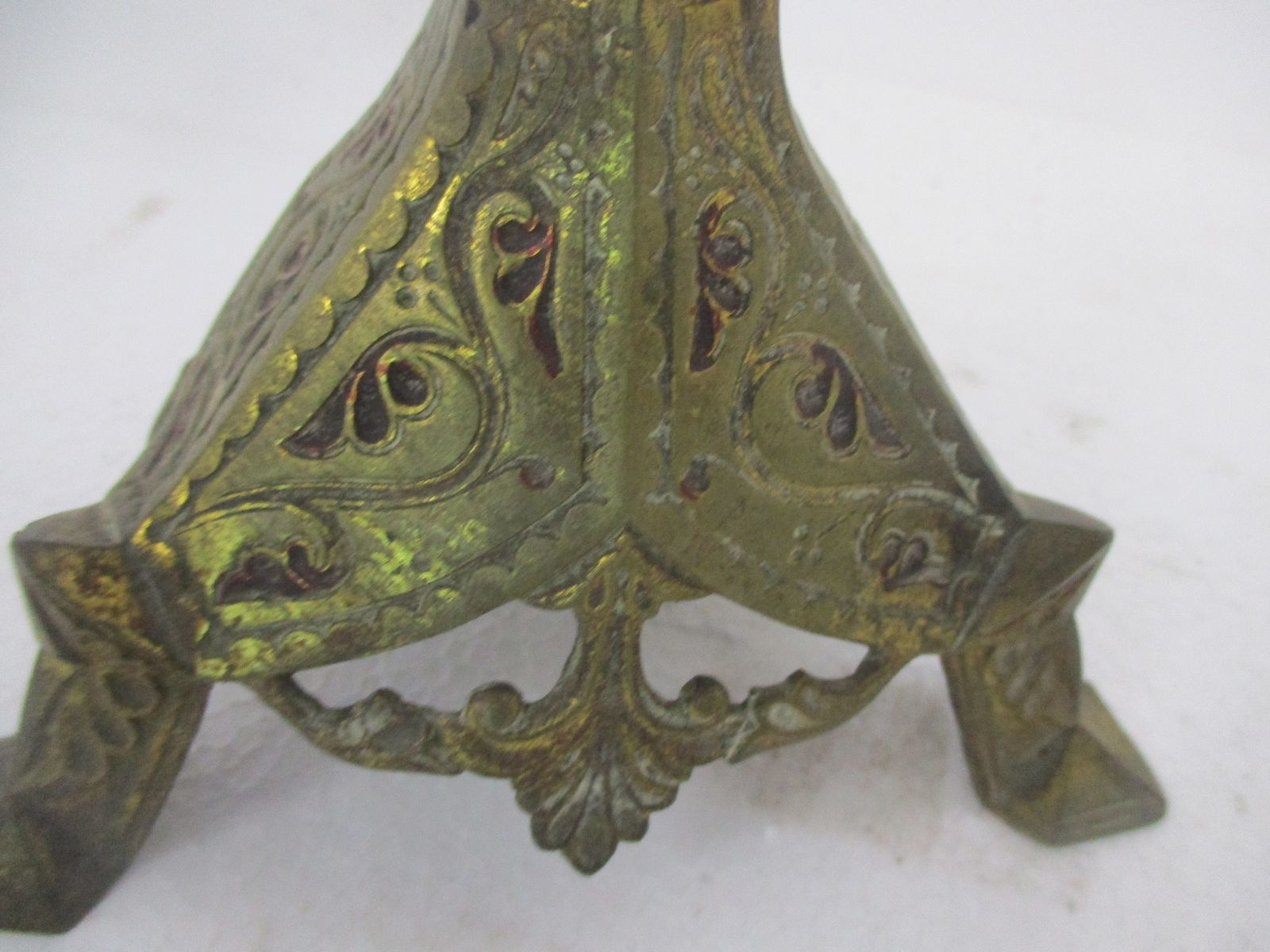 Couple Candle Holders Brass Leafs Ornate Hollywood Regency Style Stylish Candela photo Home Decor