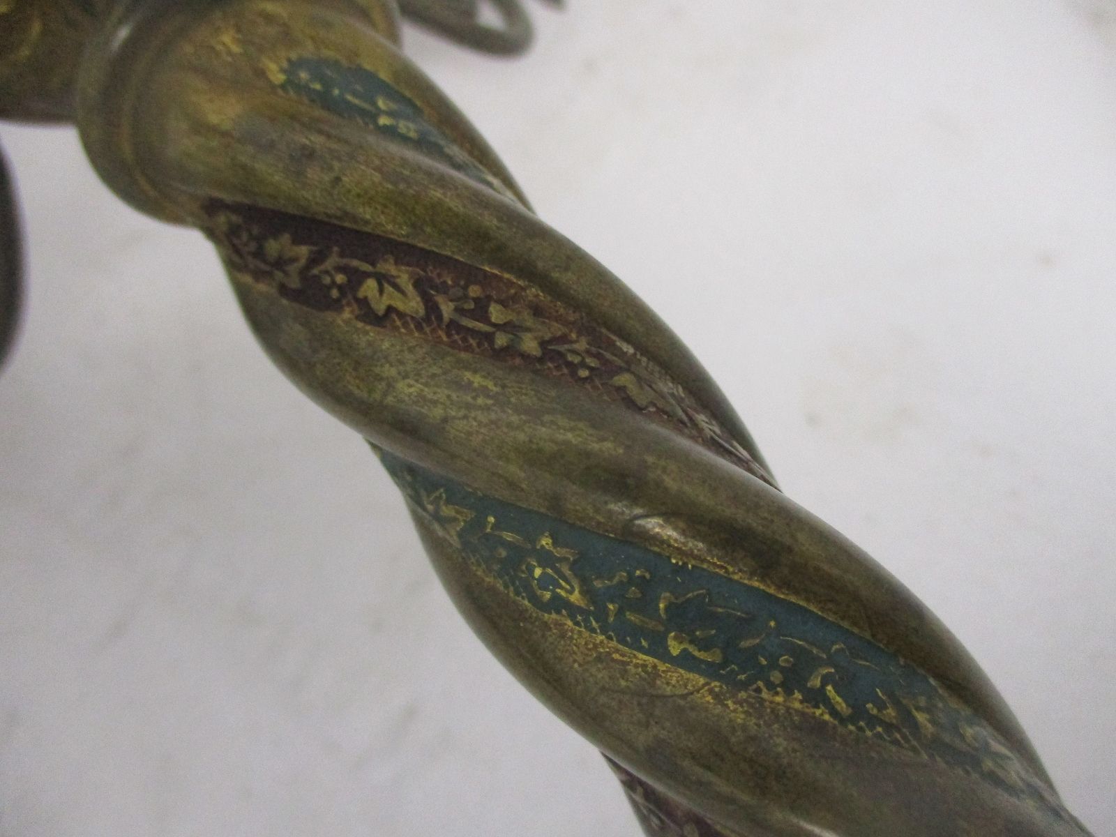 Couple Candle Holders Brass Leafs Ornate Hollywood Regency Style Stylish Candela photo buy