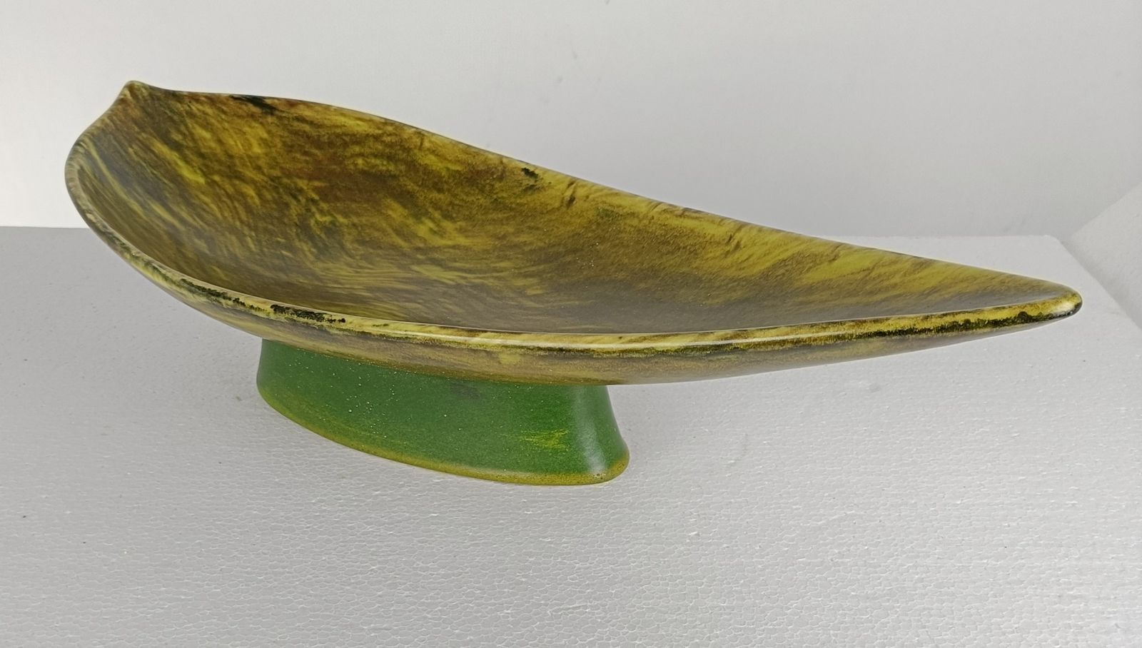 Gorgeous Hand Painted St Clement France Centerpiece Dish Vintage Faience Pottery photo 182.0