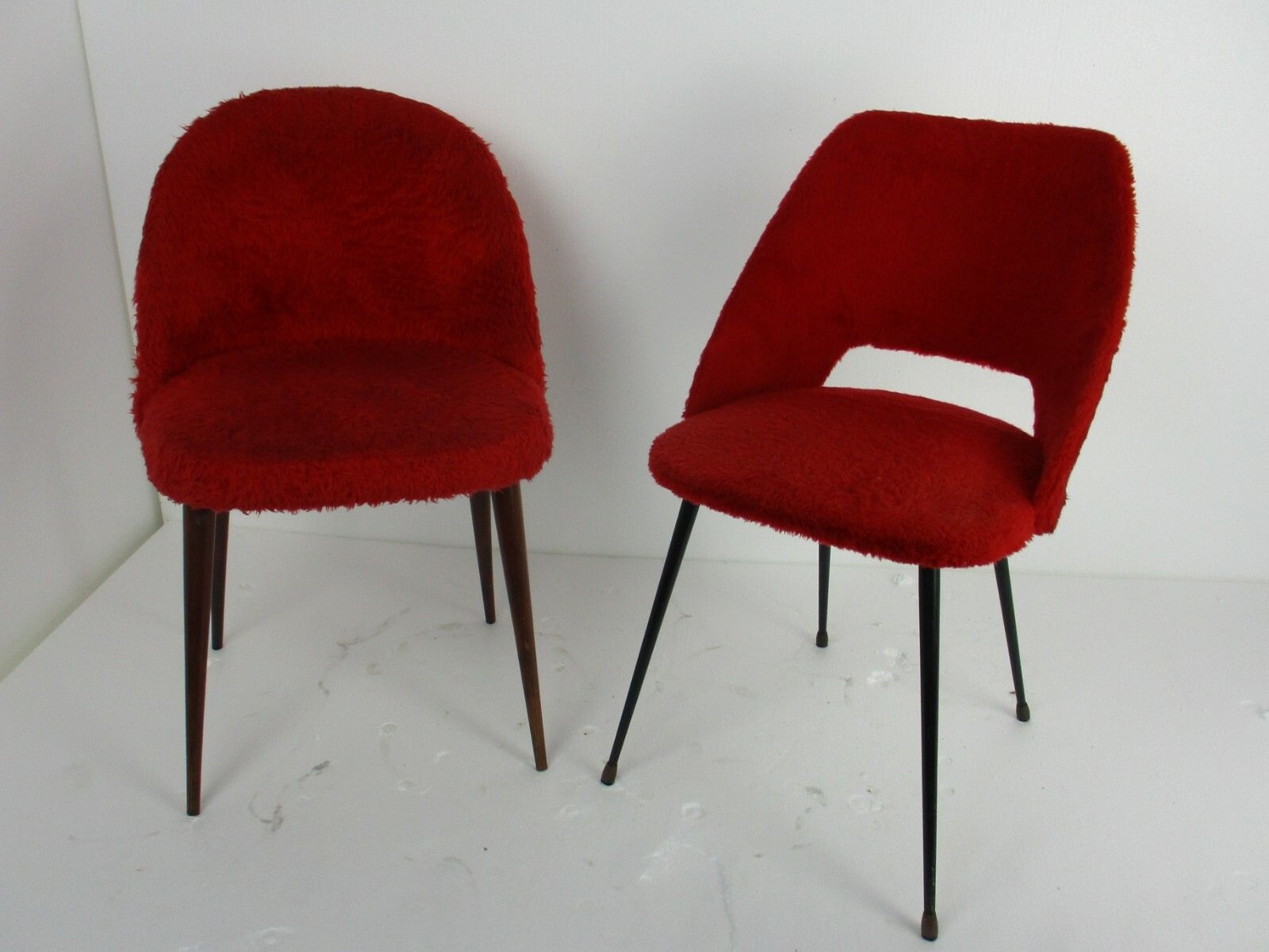 photo furniture Mid Century Modernist Plush Cocktail Conference Chair Upholstered Saarinen Style