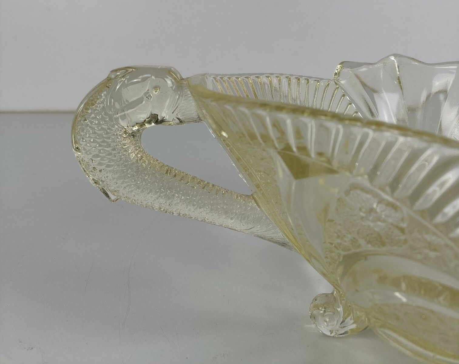 Bowl Dish Centerpiece Art  Glass Antique Art Deco Decorative Table Decoration Ye photo for sale