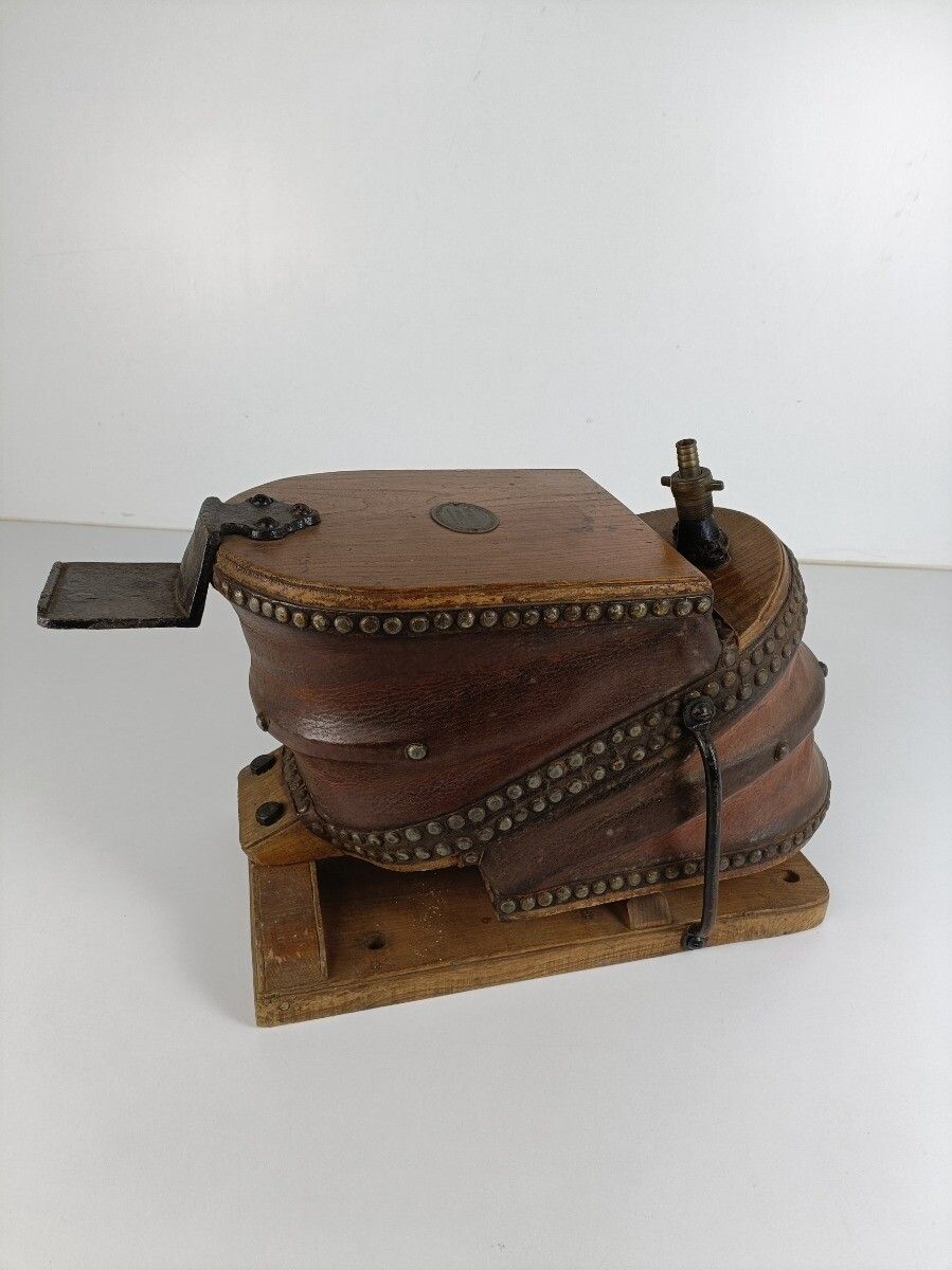 Antique Siebe Gorman Co. Firefighters Bellows Horn Alarm Air Pump Collector photo vintage