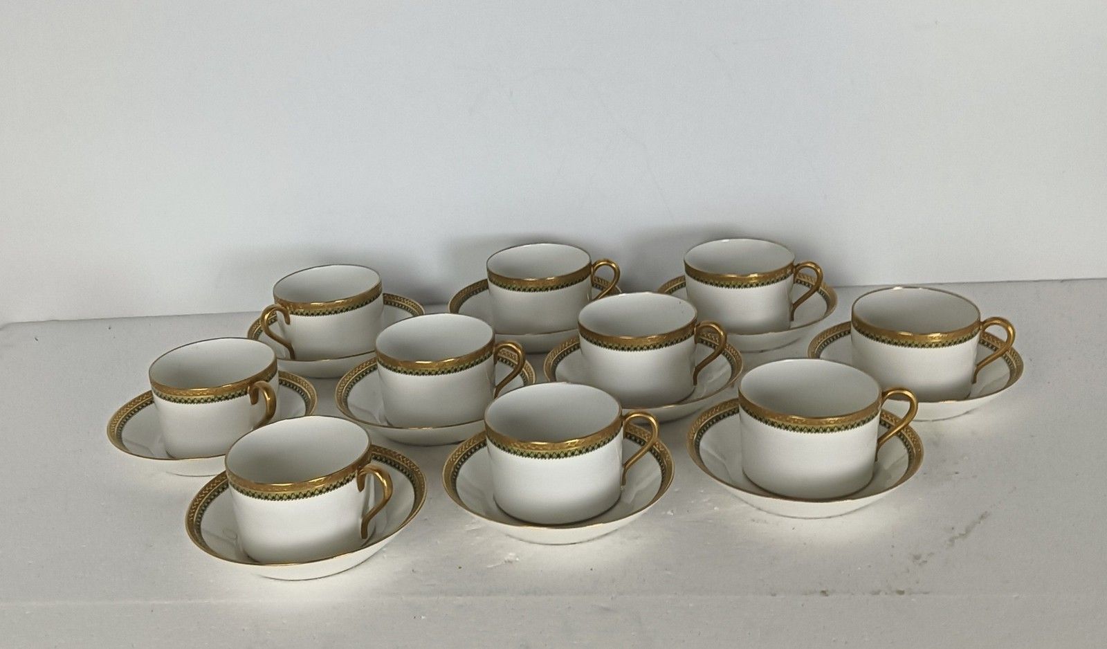 Home Decor Antique Tableware  Gda Limoges White With Ivy And Gold Demitasse Cups And Saucer photo