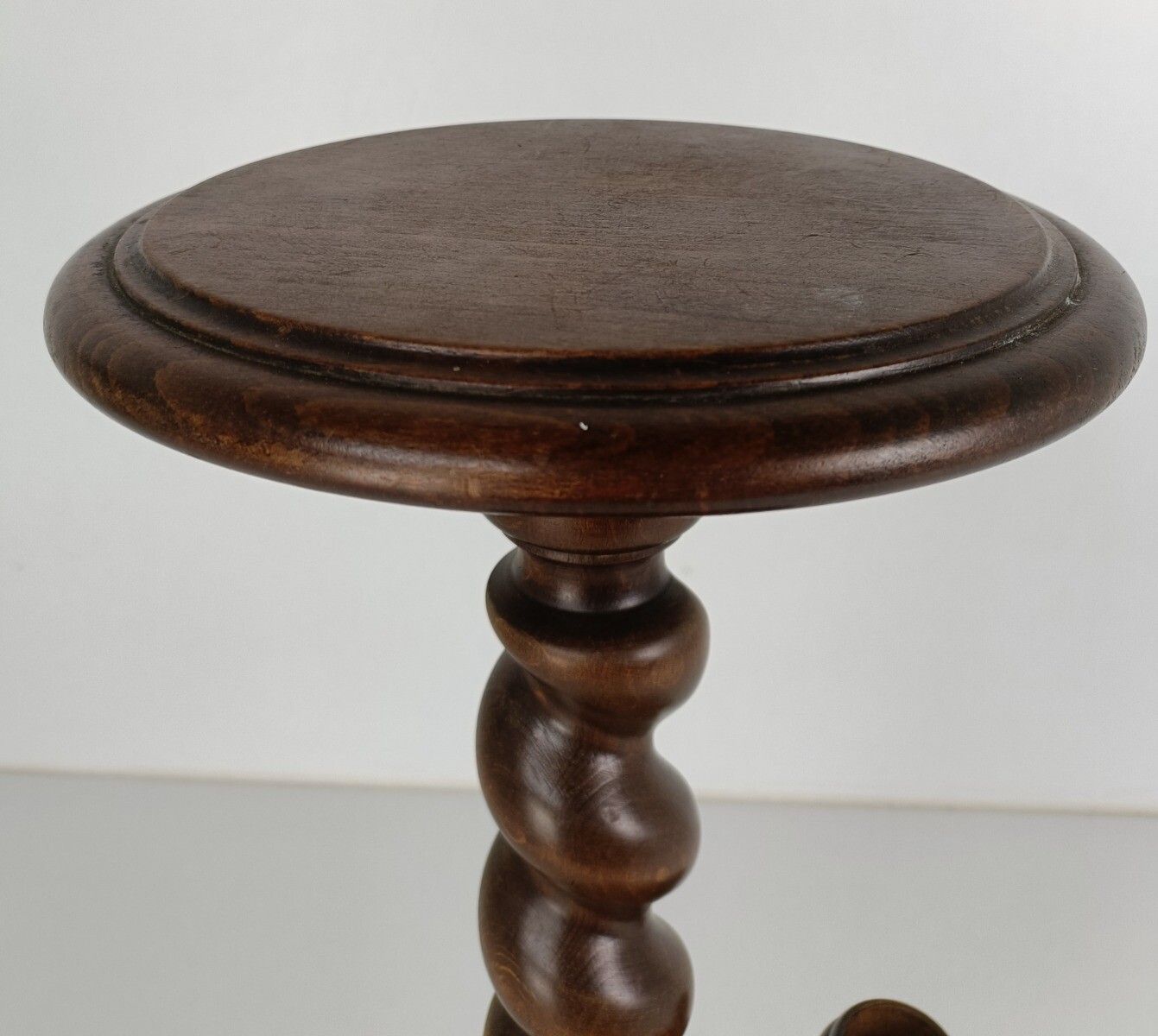 Hand Carved Wood Barley Twist Pedestal Display Plant Stand Two Tier Smokers Tabl photo buy