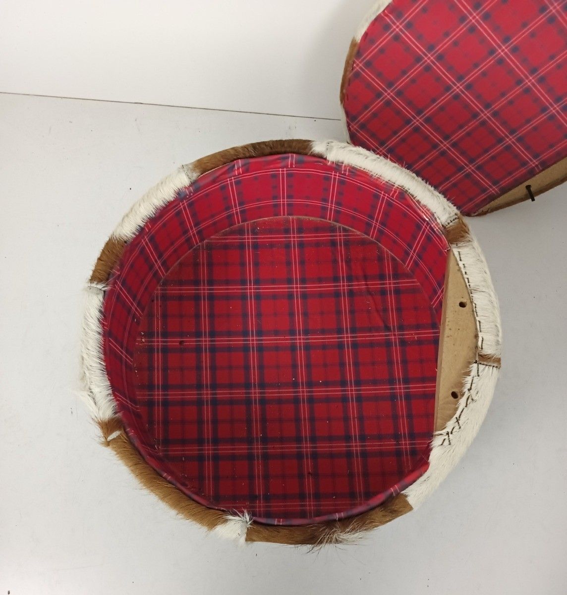 202.0 Retro Patchwork Footstool Stool Pouf Cut And Sew  Hide  Ottoman Seat Vintage Fun photo