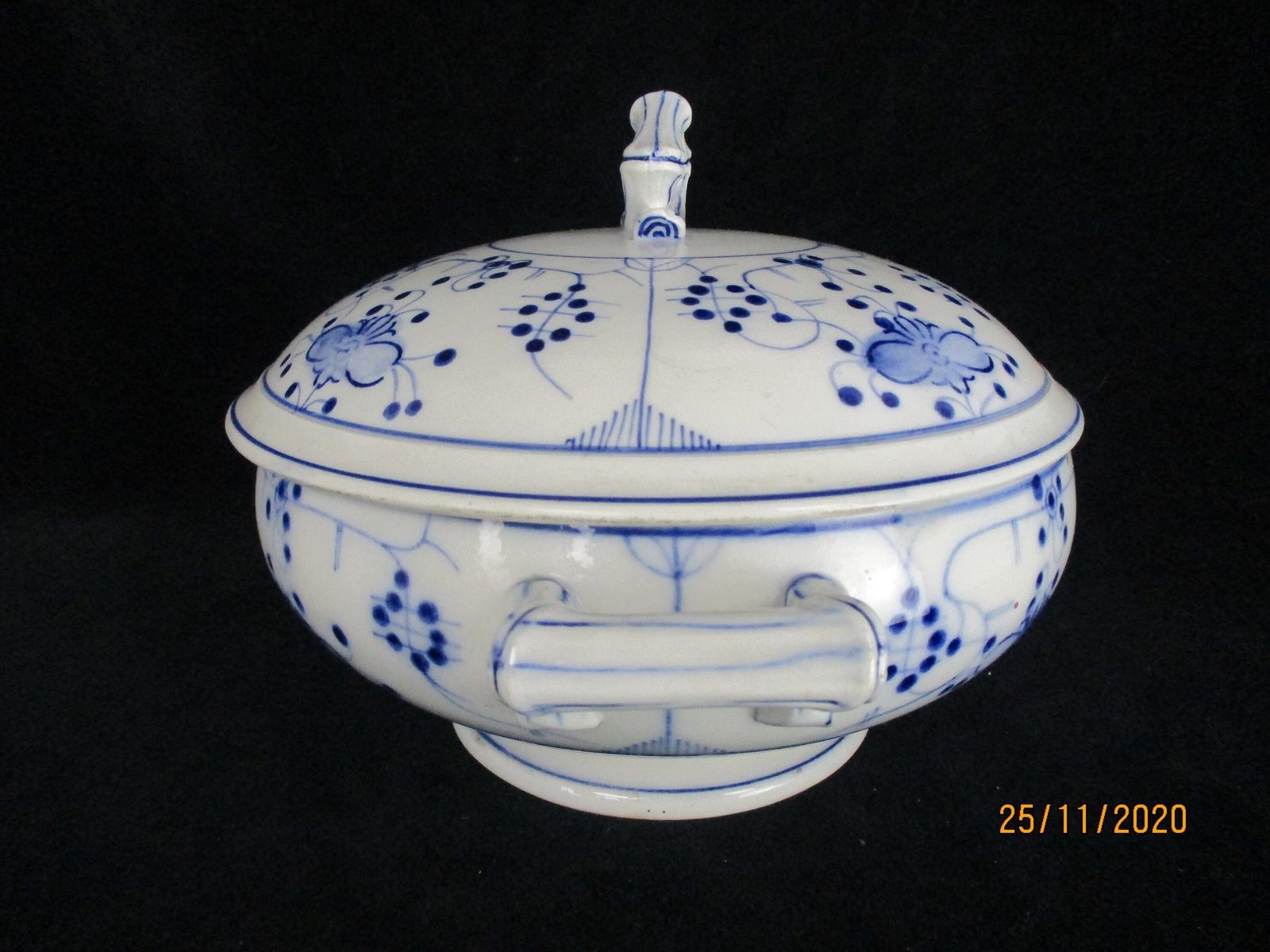 Antique Royal Copenhagen Blue Fluted Soup Tureen Dish Marked Sarreguemines 1875 photo furniture