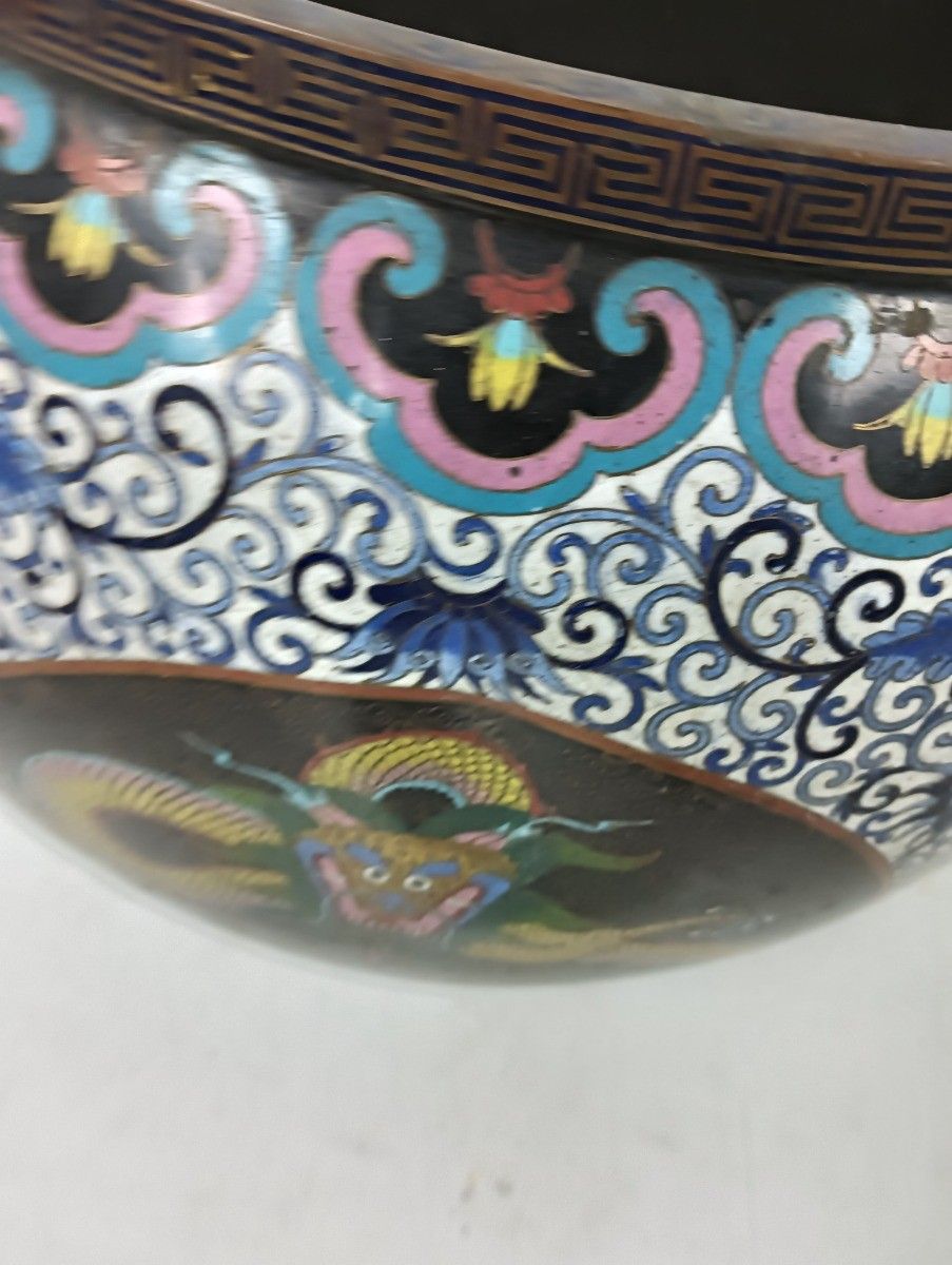 Antique Large Indoor Planter Chinese Cloisonné Bronze Urn Cache Pot Dragon photo 647.0